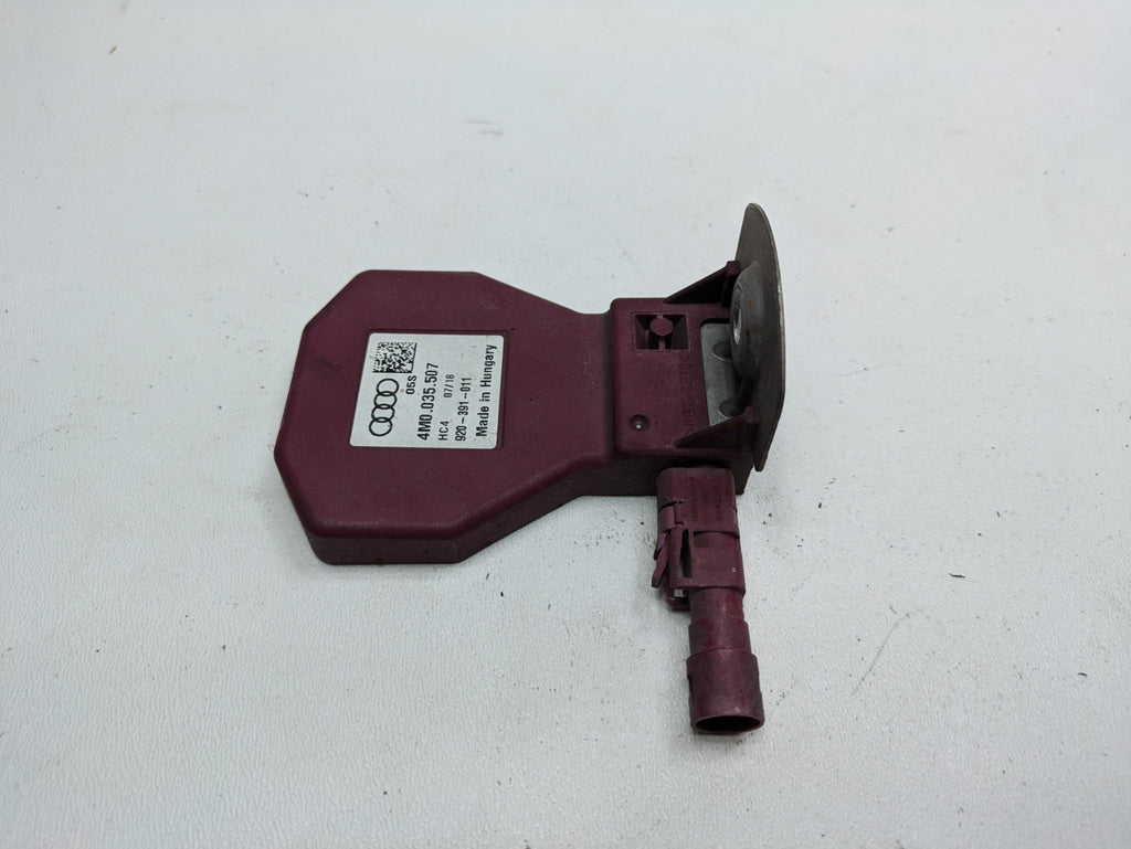 2017 - 2022 OEM AUDI S4 REAR MOBILE PHONE RADIO ANTENNA ASSEMBLY