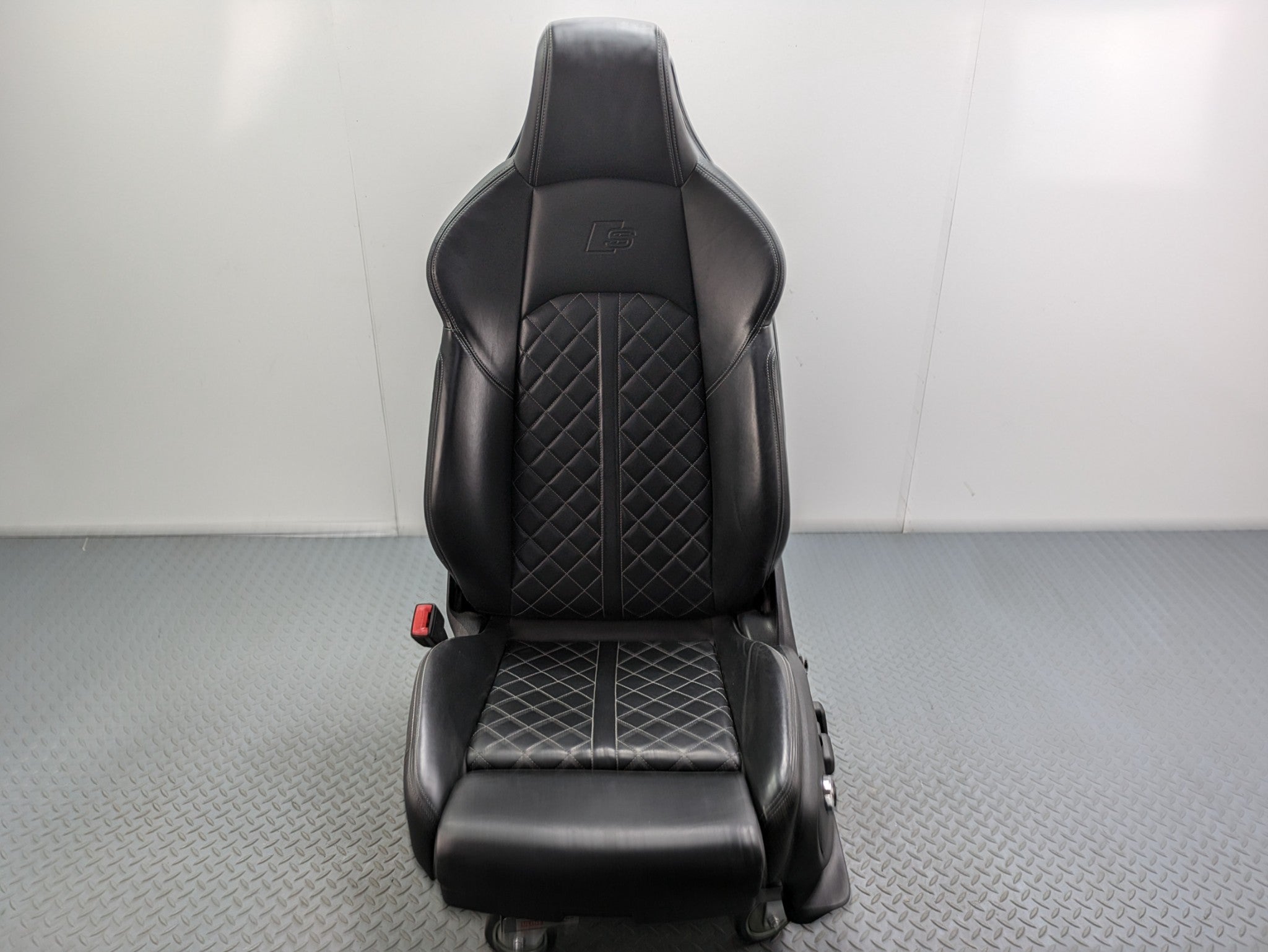 2017 - 2022 OEM AUDI S4 FRONT LEFT DRIVER SIDE SEAT BLACK LEATHER ASSEMBLY