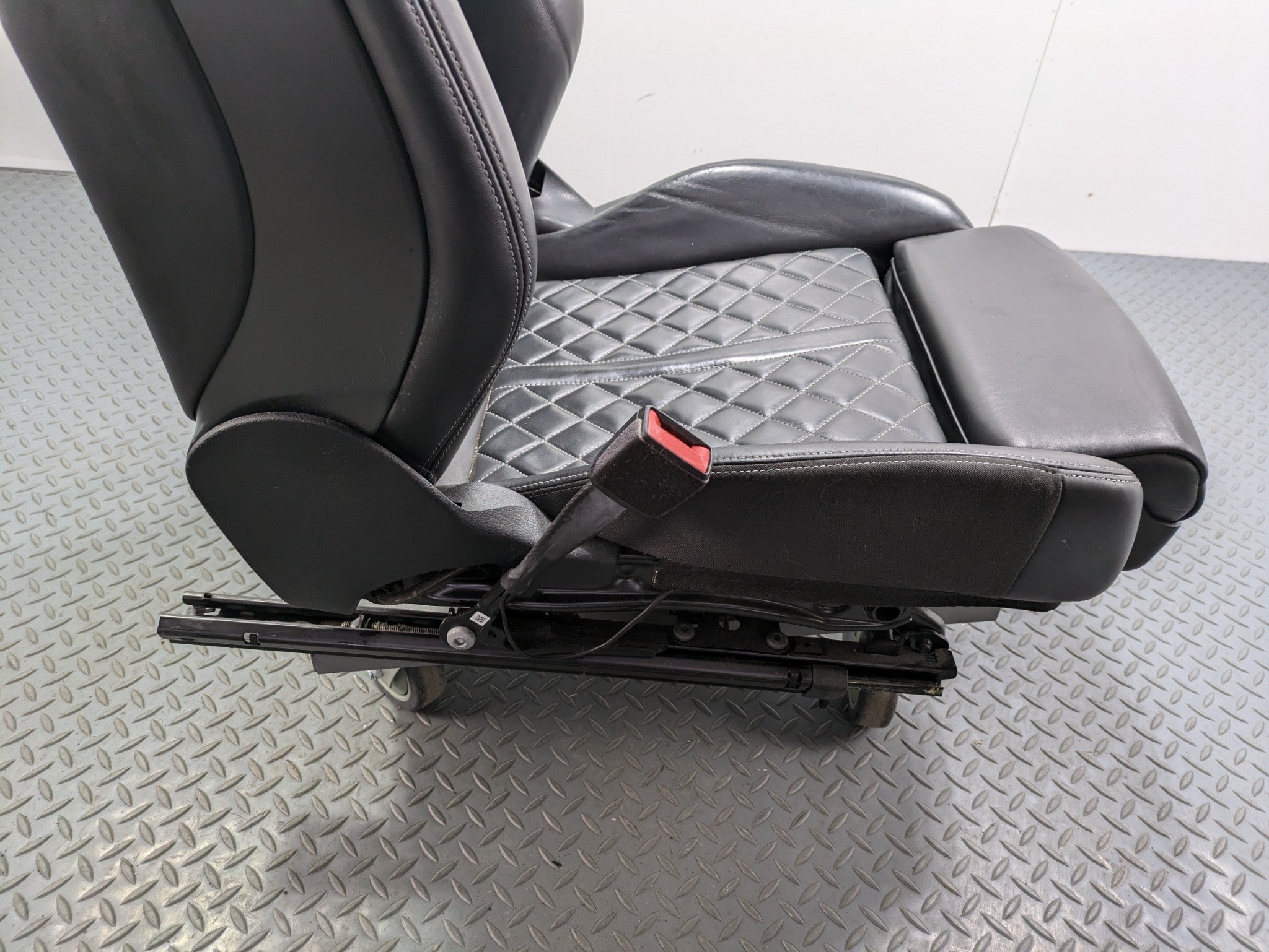 2017 - 2022 OEM AUDI S4 FRONT LEFT DRIVER SIDE SEAT BLACK LEATHER ASSEMBLY