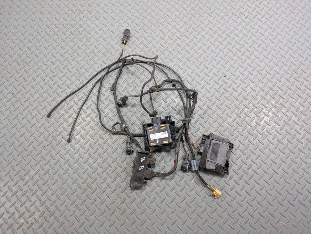 2017 - 2022 OEM AUDI S4 PARK ASSIST SENSOR WITH REAR WIRE HARNESS ASSEMBLY