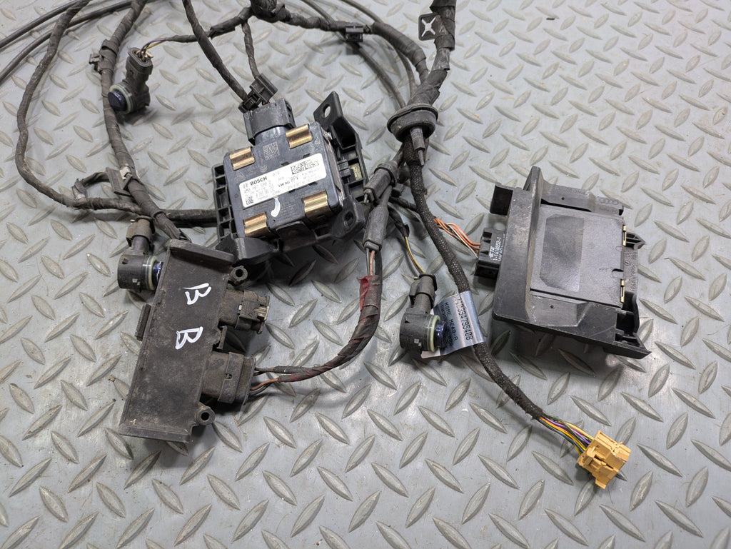 2017 - 2022 OEM AUDI S4 PARK ASSIST SENSOR WITH REAR WIRE HARNESS ASSEMBLY