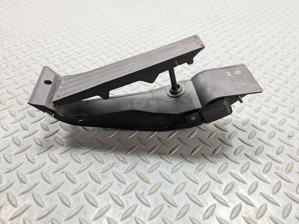 06 - 08 OEM BMW 328I GAS ACCELERATOR THROTTLE FOOT PEDAL SENSOR ASSEMBLY BLACK