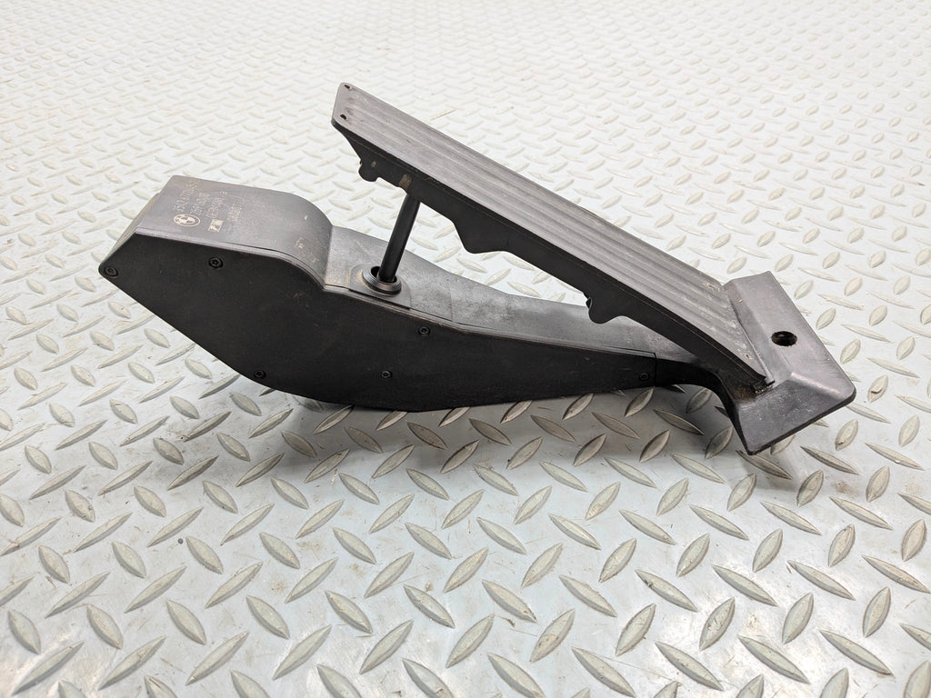 06 - 08 OEM BMW 328I GAS ACCELERATOR THROTTLE FOOT PEDAL SENSOR ASSEMBLY BLACK