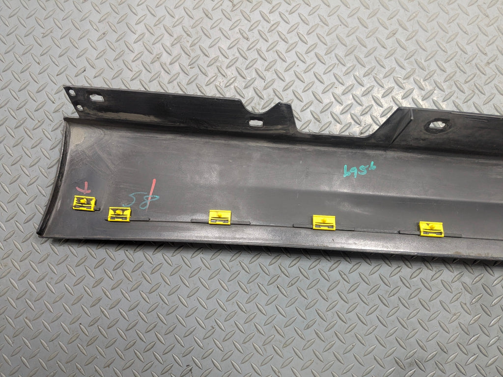 06 - 08 OEM BMW 328I RIGHT PASSENGER SIDE ROCKER MOLDING SKIRT COVER PANEL BLACK
