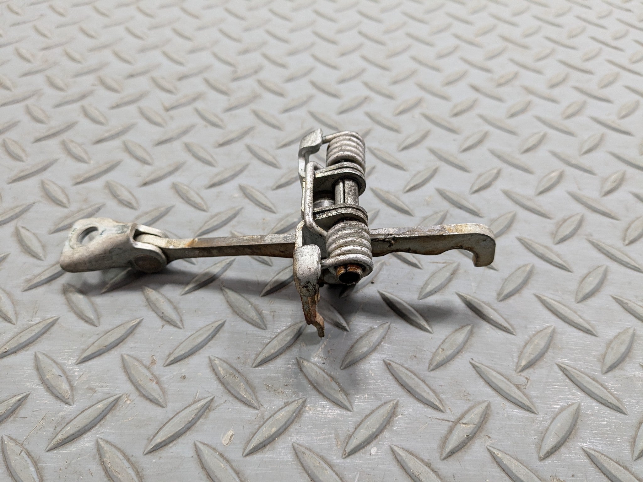 2002 - 2004 OEM MINI COOPER FRONT LEFT DRIVER SIDE DOOR CHECK STRAP STOPPER