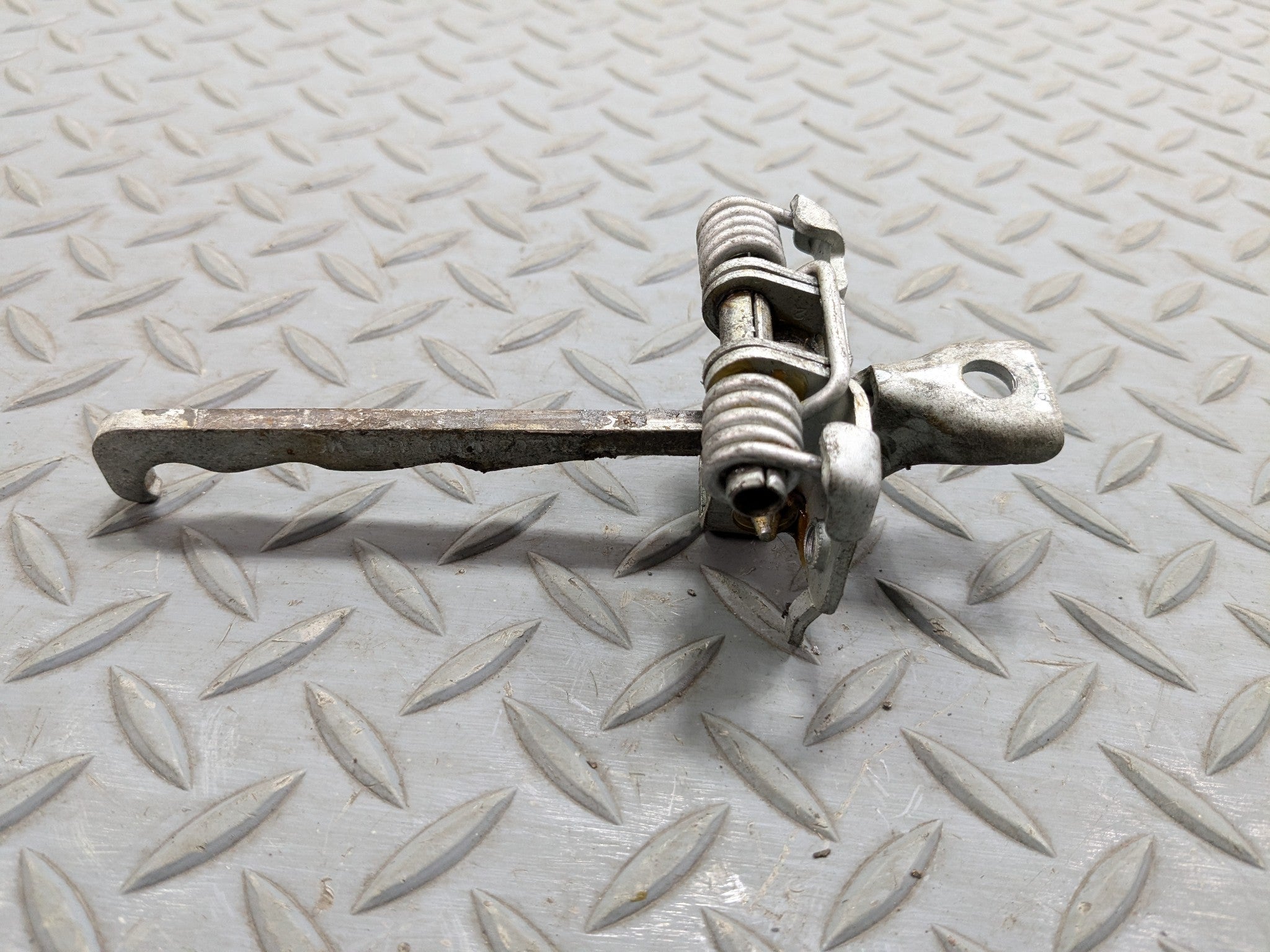 2002 - 2004 OEM MINI COOPER FRONT RIGHT PASSENGER SIDE DOOR CHECK STRAP STOPPER