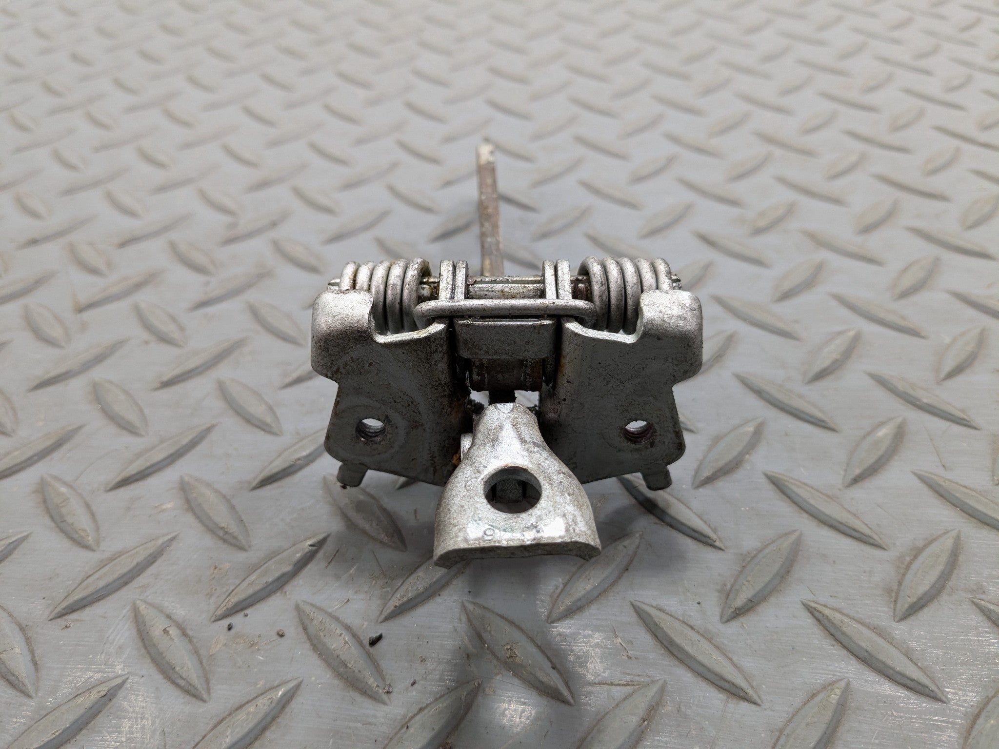 2002 - 2004 OEM MINI COOPER FRONT RIGHT PASSENGER SIDE DOOR CHECK STRAP STOPPER