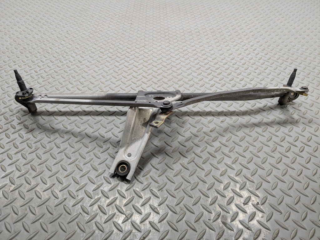 2002 - 2004 OEM MINI COOPER WINDSHIELD WIPER TRANSMISSION LINKAGE WITHOUT MOTOR