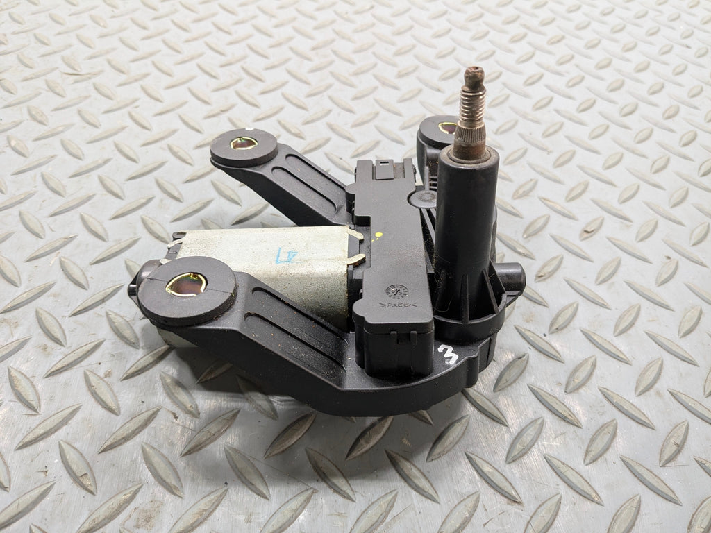 2002 - 2004 OEM MINI COOPER REAR BACK WINDSHIELD GLASS WIPER MOTOR