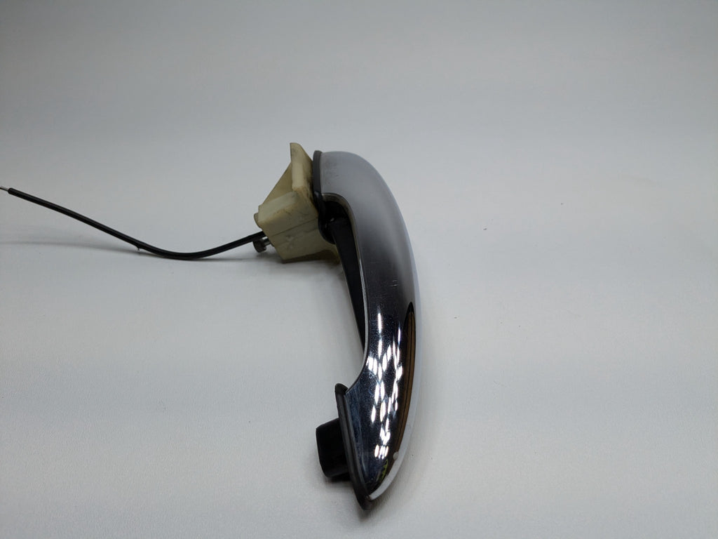 2002 - 2004 OEM MINI COOPER FRONT RIGHT PASSENGER SIDE EXTERIOR DOOR HANDLE
