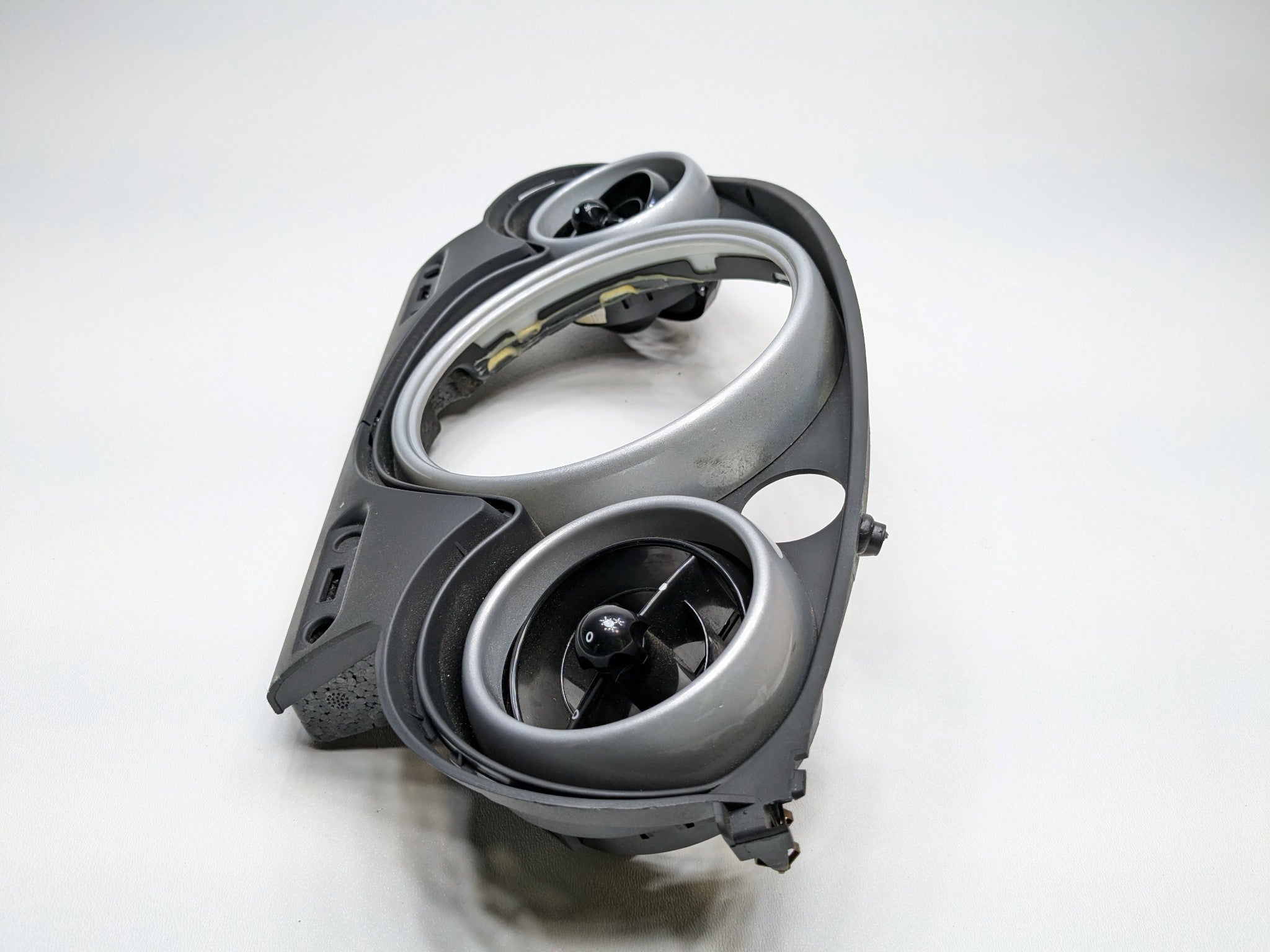 2002 - 2004 OEM MINI COOPER SPEEDOMETER INSTRUMENT CLUSTER DASH TRIM PANEL