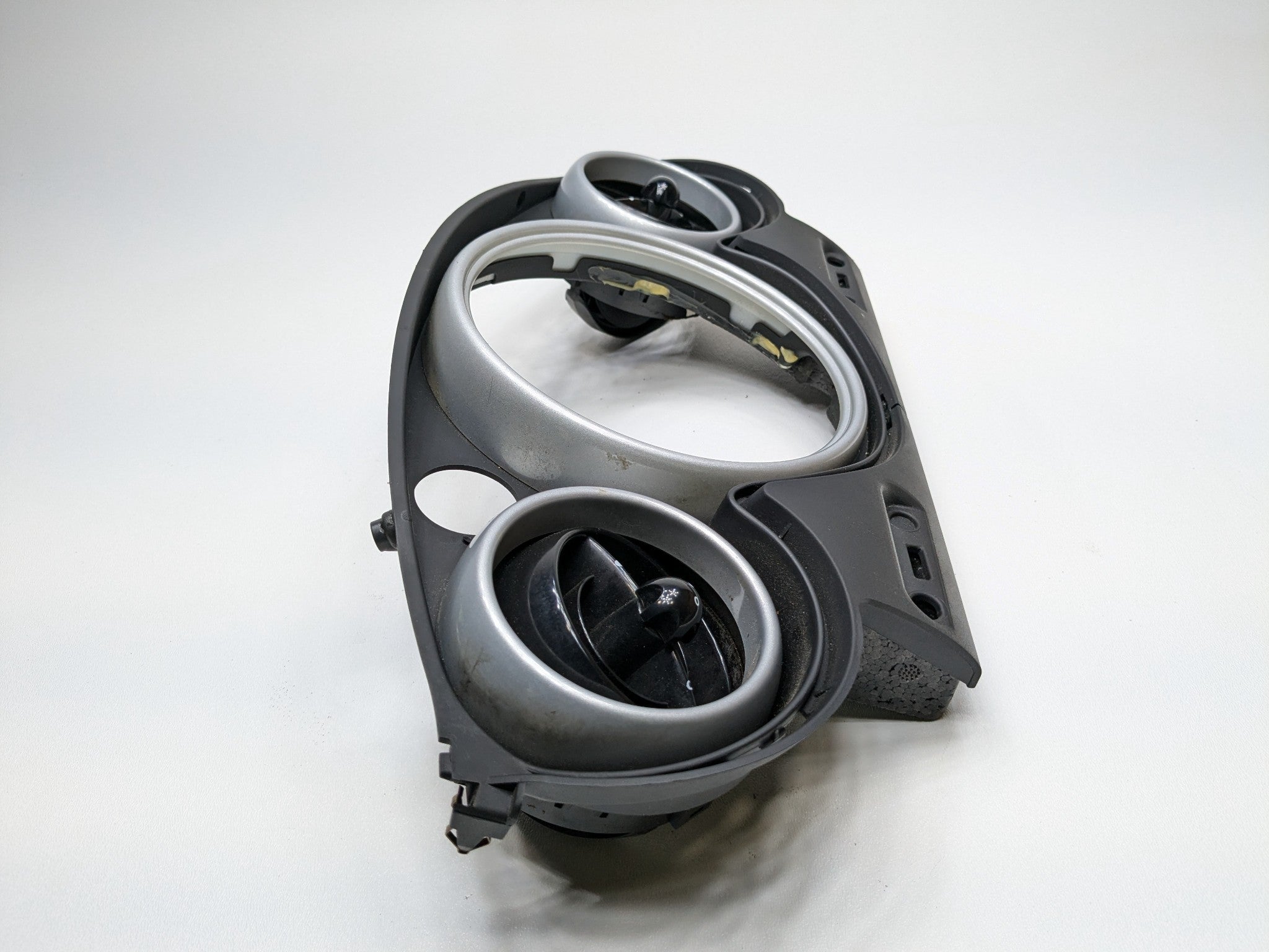 2002 - 2004 OEM MINI COOPER SPEEDOMETER INSTRUMENT CLUSTER DASH TRIM PANEL