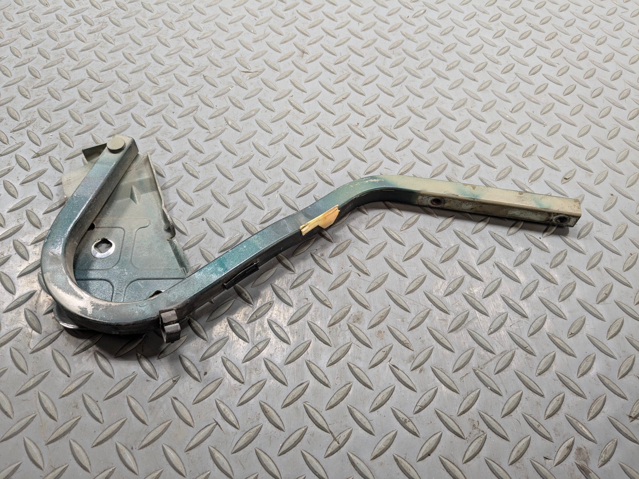 2002 - 2004 OEM MINI COOPER RIGHT PASSENGER SIDE ENGINE BONNET HOOD HINGE