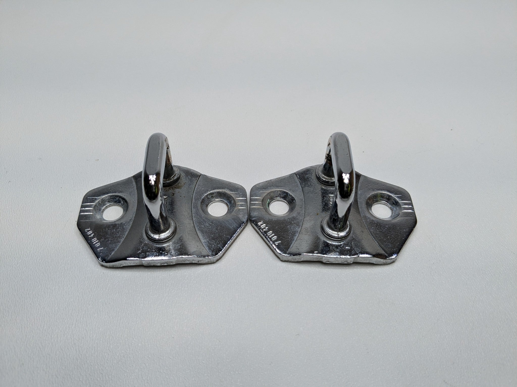 02 - 04 OEM MINI COOPER LEFT AND RIGHT SIDE DOOR LOCK LATCH STRIKER PLATE SET