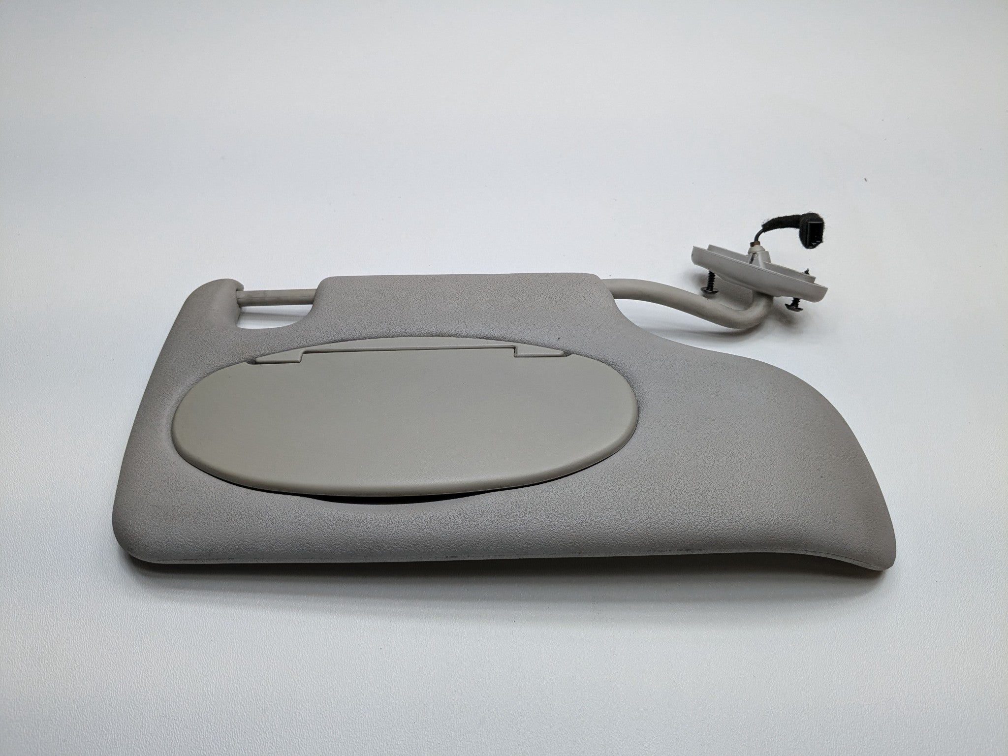 02 - 04 OEM MINI COOPER FRONT RIGHT PASSENGER SIDE INTERIOR UPPER ROOF SUN VISOR