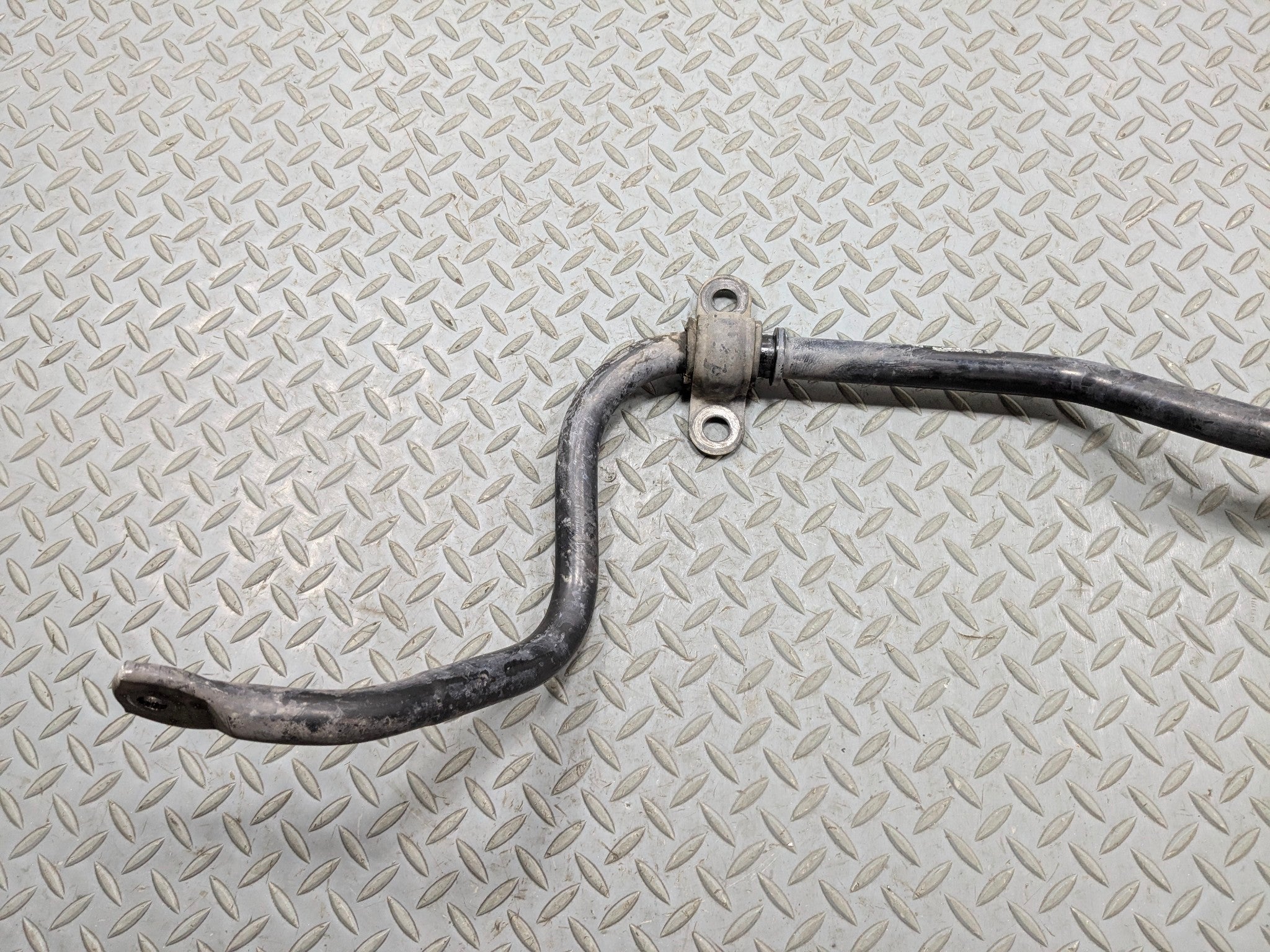 2002 - 2004 OEM MINI COOPER FRONT SIDE SUSPENSION ANTI ROLL STABILIZER SWAY BAR