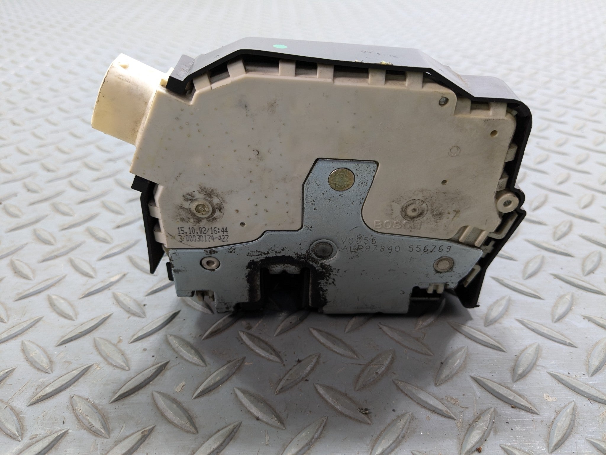 2002 - 2004 OEM MINI COOPER FRONT RIGHT PASSENGER SIDE DOOR LATCH LOCK ACTUATOR