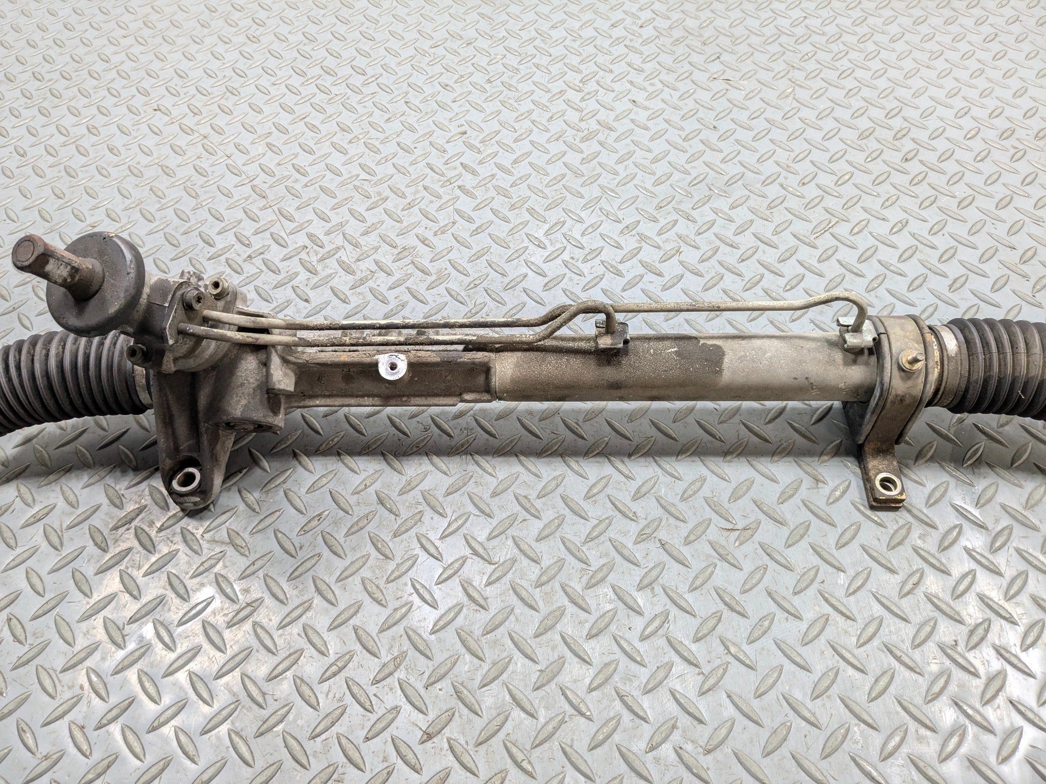 2002 - 2004 OEM MINI COOPER POWER STEERING GEAR RACK AND PINION