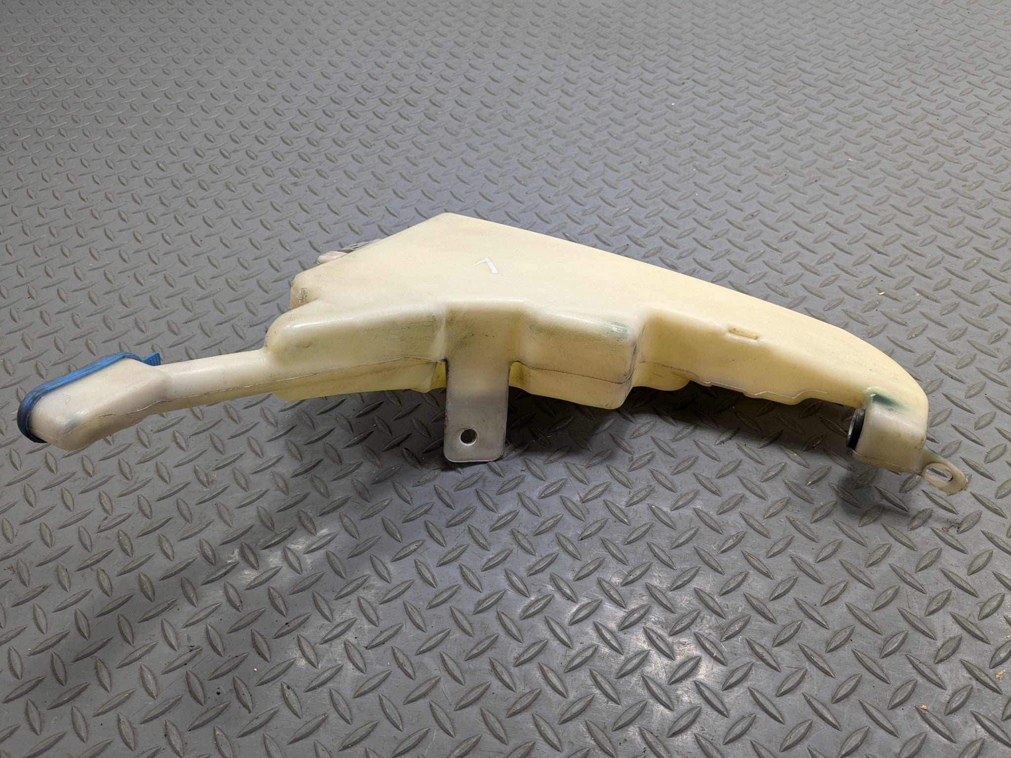 2002 - 2004 OEM MINI COOPER LEFT SIDE WINDSHIELD WASHER BOTTLE RESERVOIR TANK