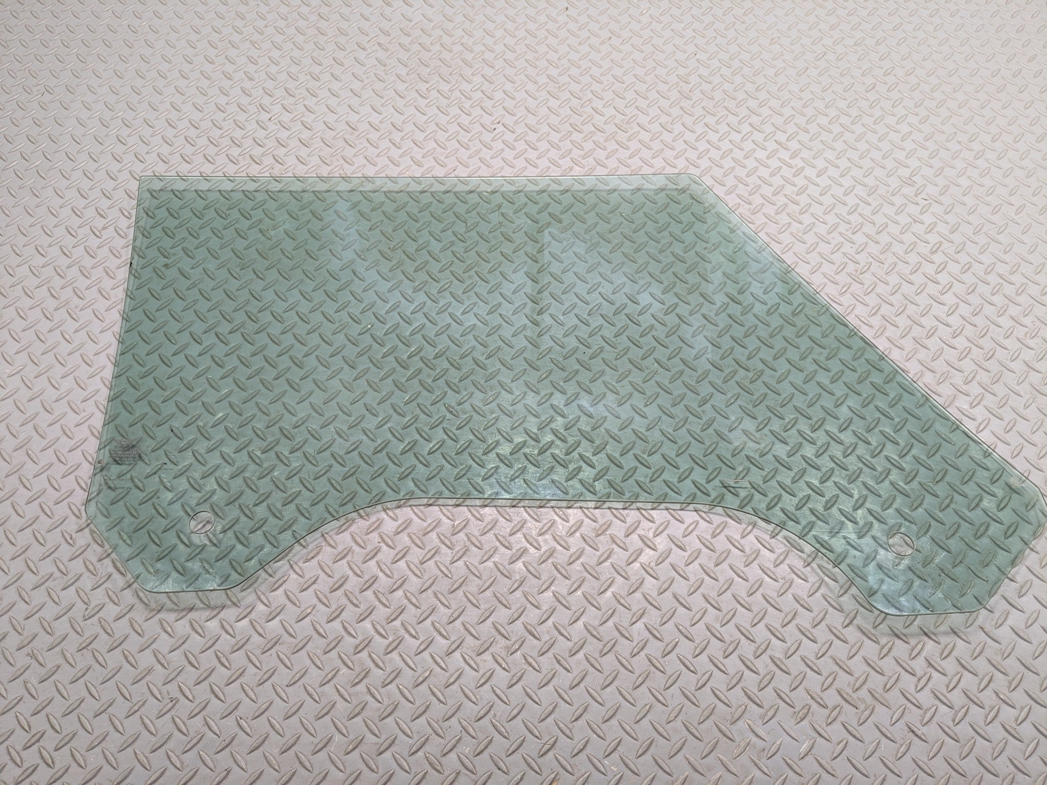 2002 - 2004 OEM MINI COOPER FRONT LEFT DRIVER SIDE DOOR WINDOW GLASS