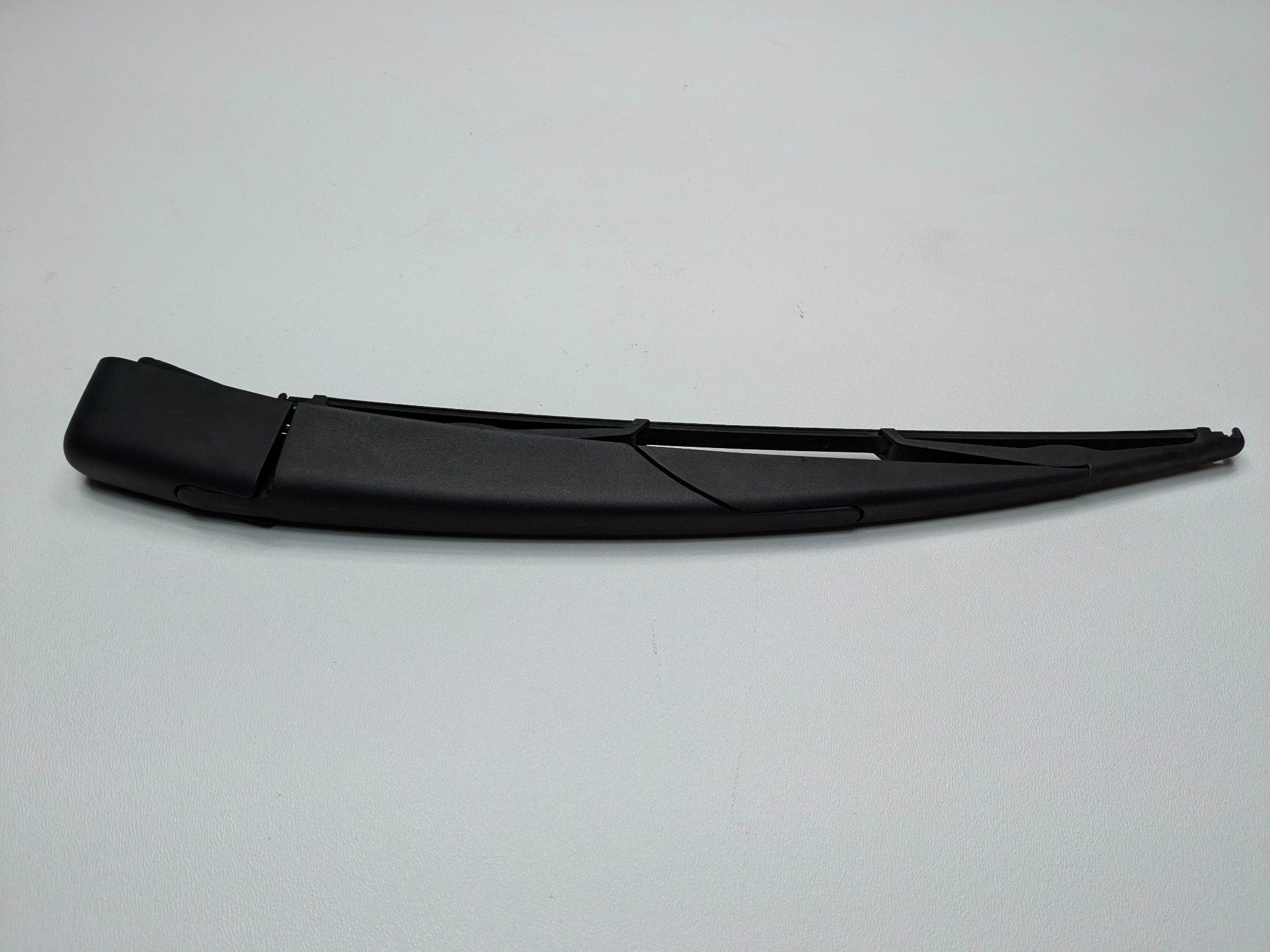 2002 - 2004 OEM MINI COOPER REAR WINDSHIELD WIPER ARM WITH BLADE BLACK