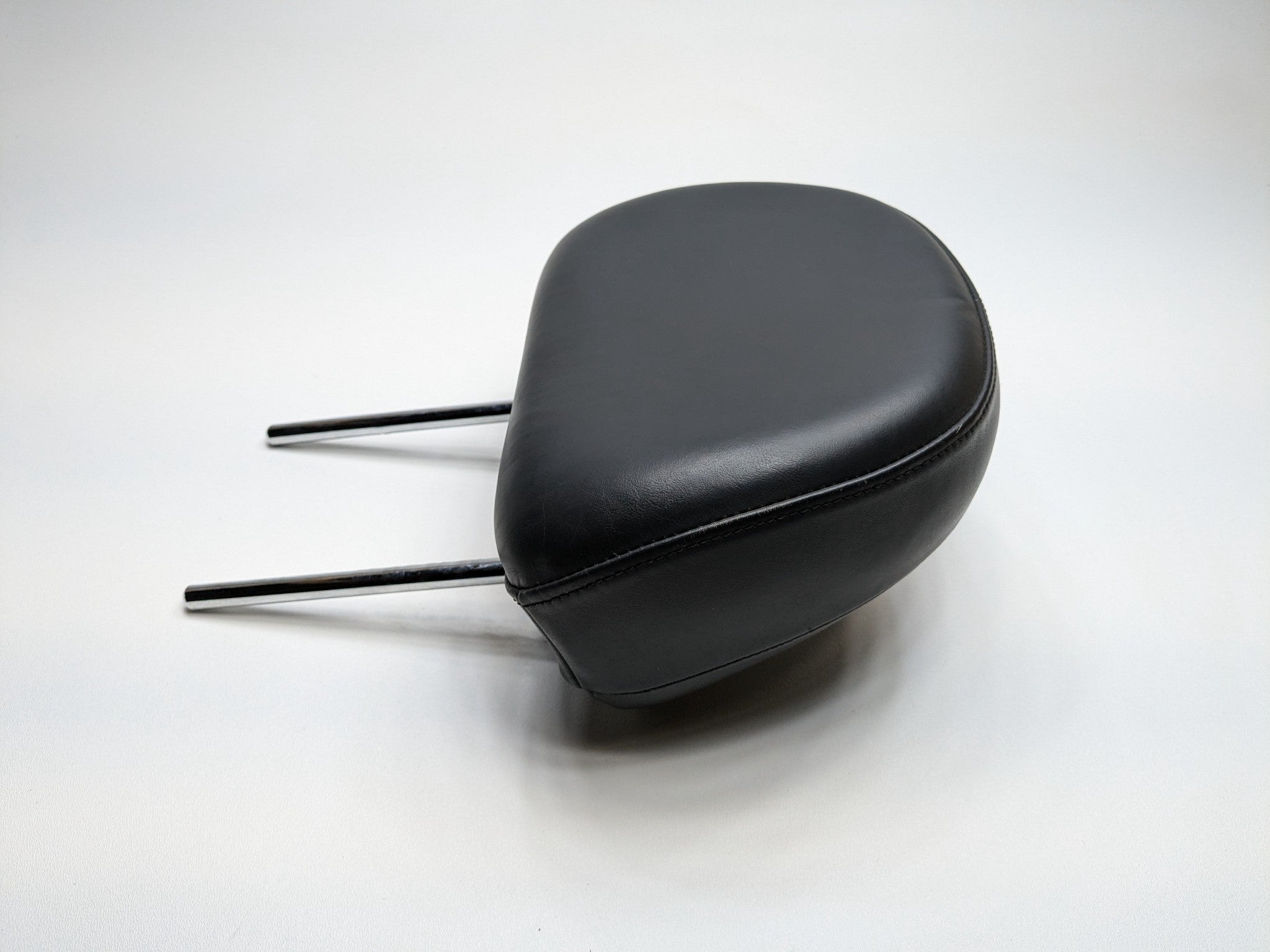 02 - 04 OEM MINI COOPER FRONT RIGHT PASSENGER SIDE SEAT HEADREST BLACK LEATHER