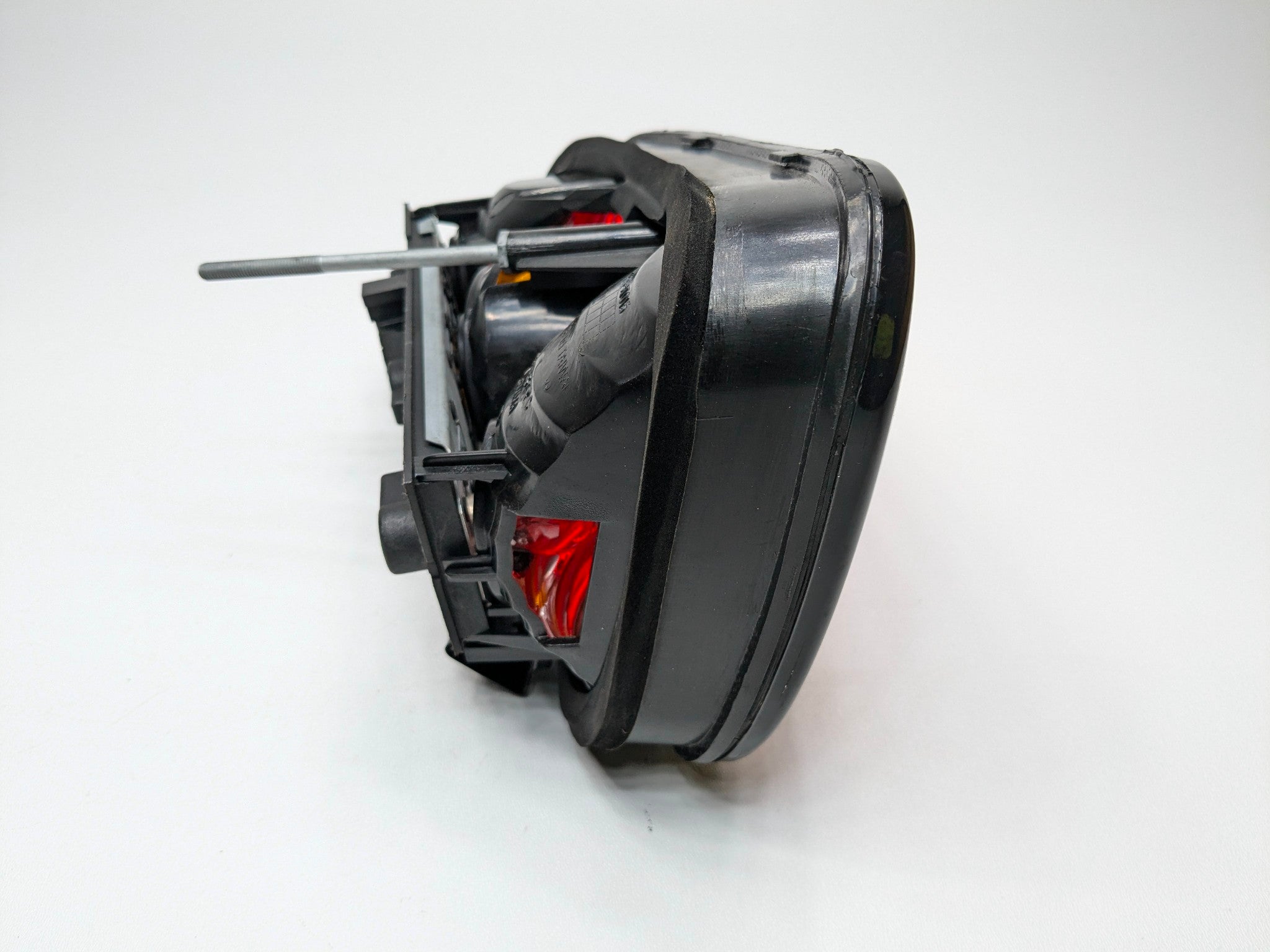 2002 - 2004 OEM MINI COOPER REAR RIGHT PASSENGER SIDE TAIL LIGHT LAMP ASSEMBLY