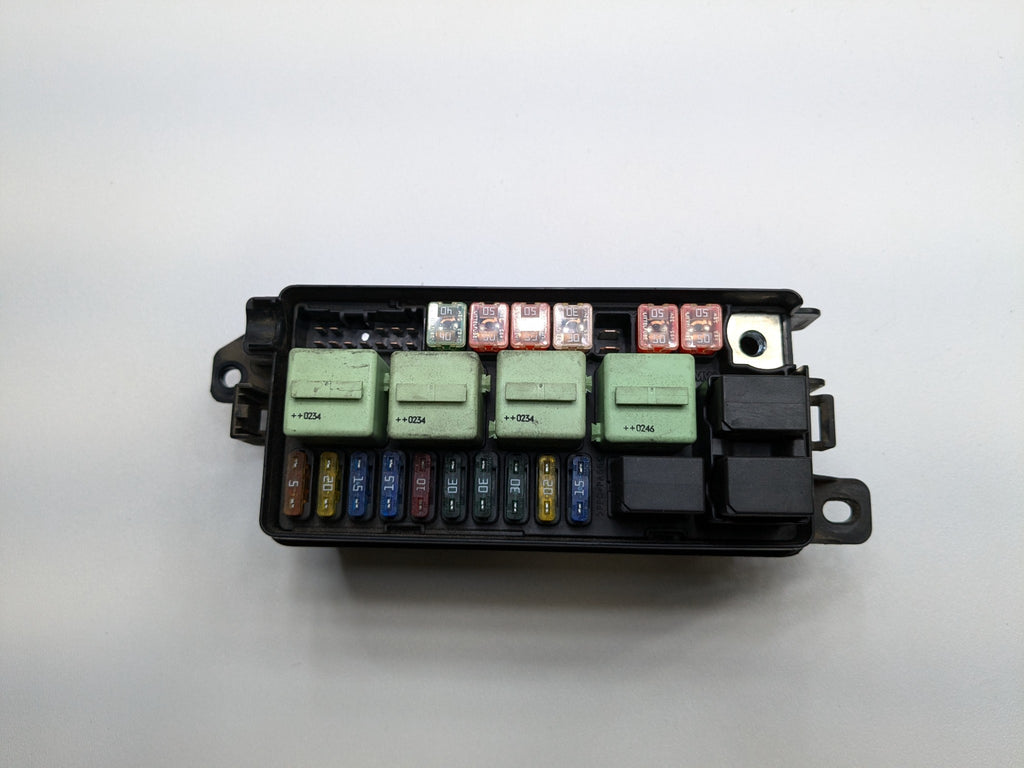 2002 - 2004 OEM MINI COOPER INTERIOR CABIN FUSE RELAY JUNCTION BOX