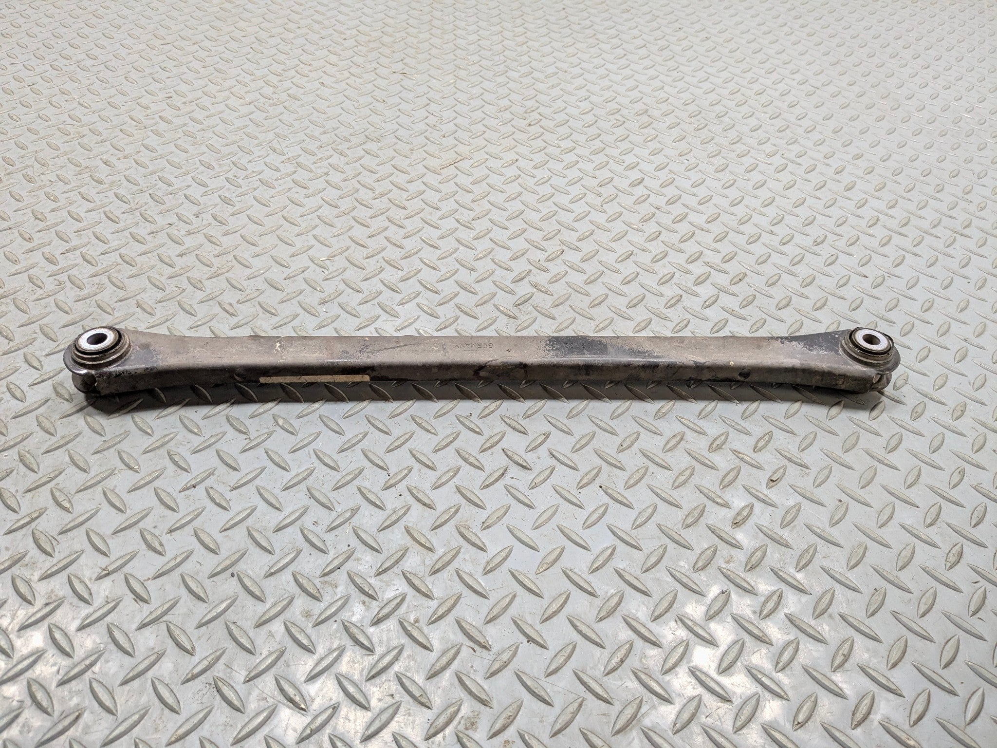 2002 - 2004 OEM MINI COOPER REAR RIGHT PASSENGER SIDE LOWER CONTROL ARM