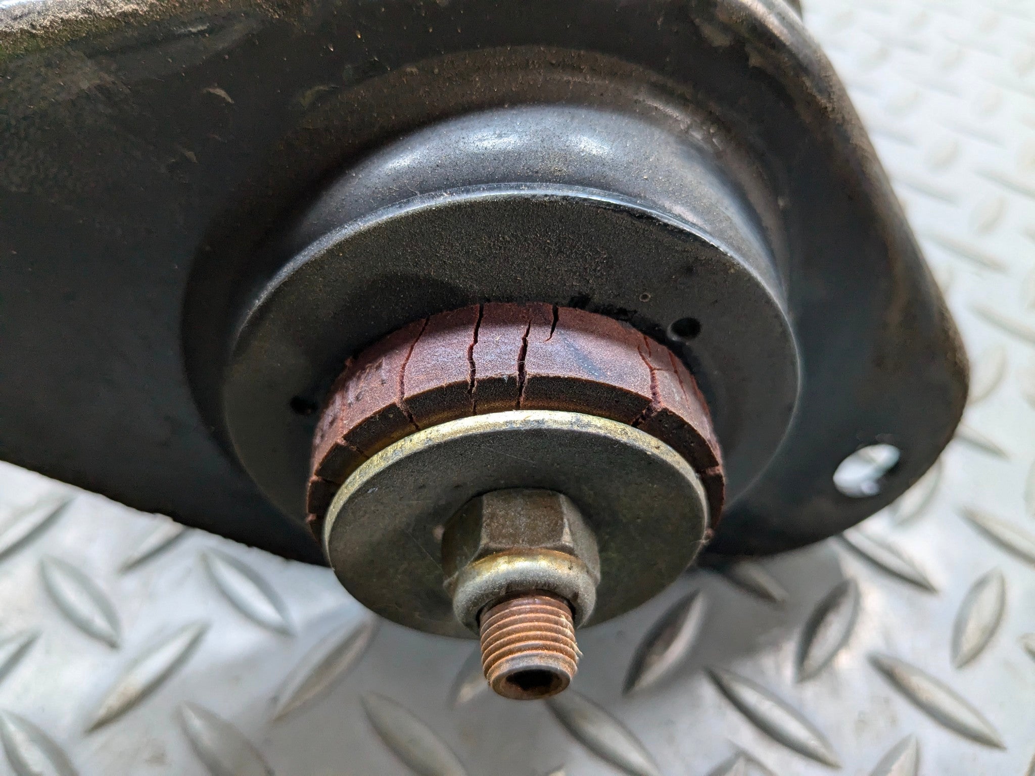 2002 - 2004 OEM MINI COOPER REAR RIGHT STRUT SHOCK SPRING ABSORBER ASSEMBLY