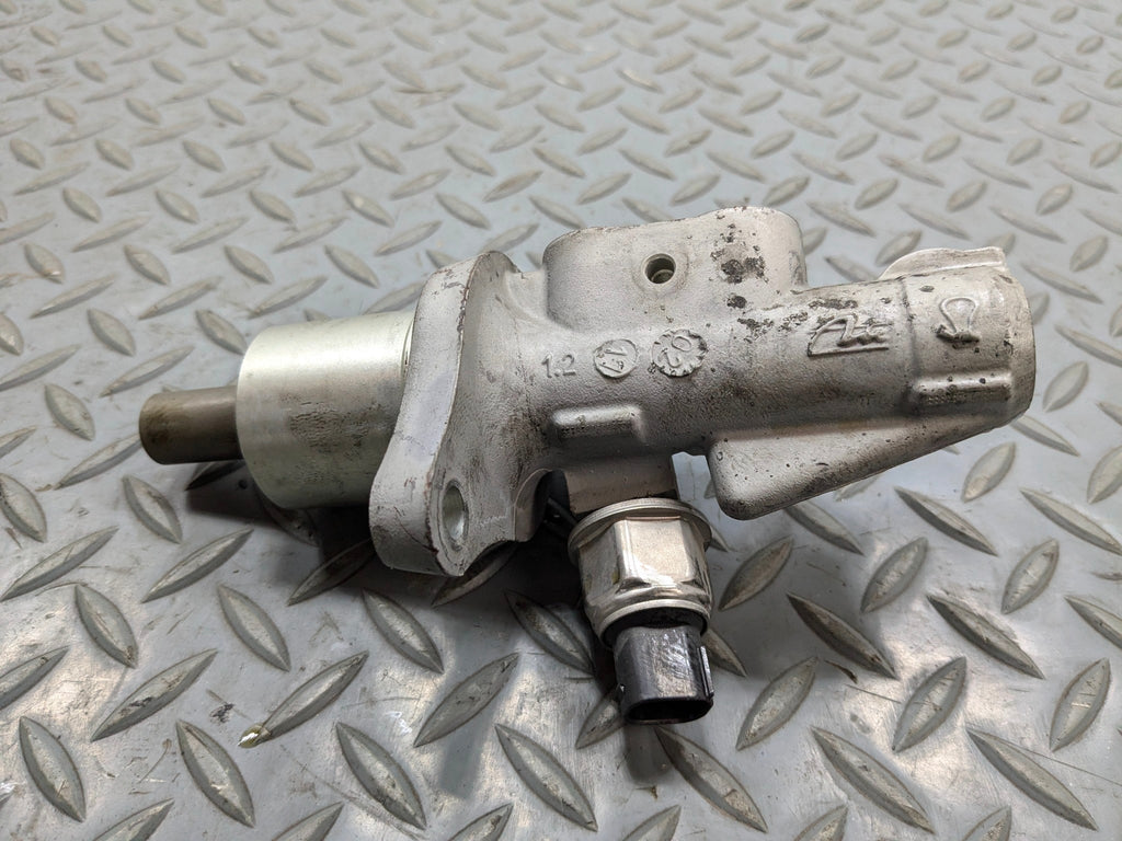 2002 - 2004 OEM MINI COOPER BRAKE MASTER CYLINDER
