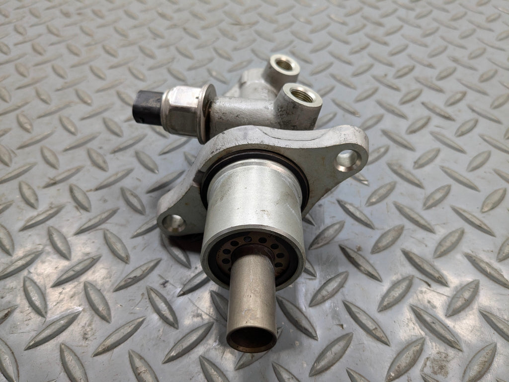 2002 - 2004 OEM MINI COOPER BRAKE MASTER CYLINDER
