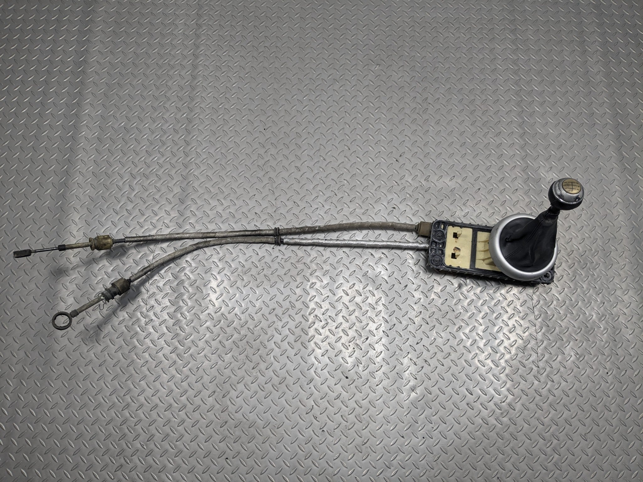 2002 - 2004 OEM MINI COOPER MANUAL TRANSMISSION GEAR FLOOR SHIFTER LEVER