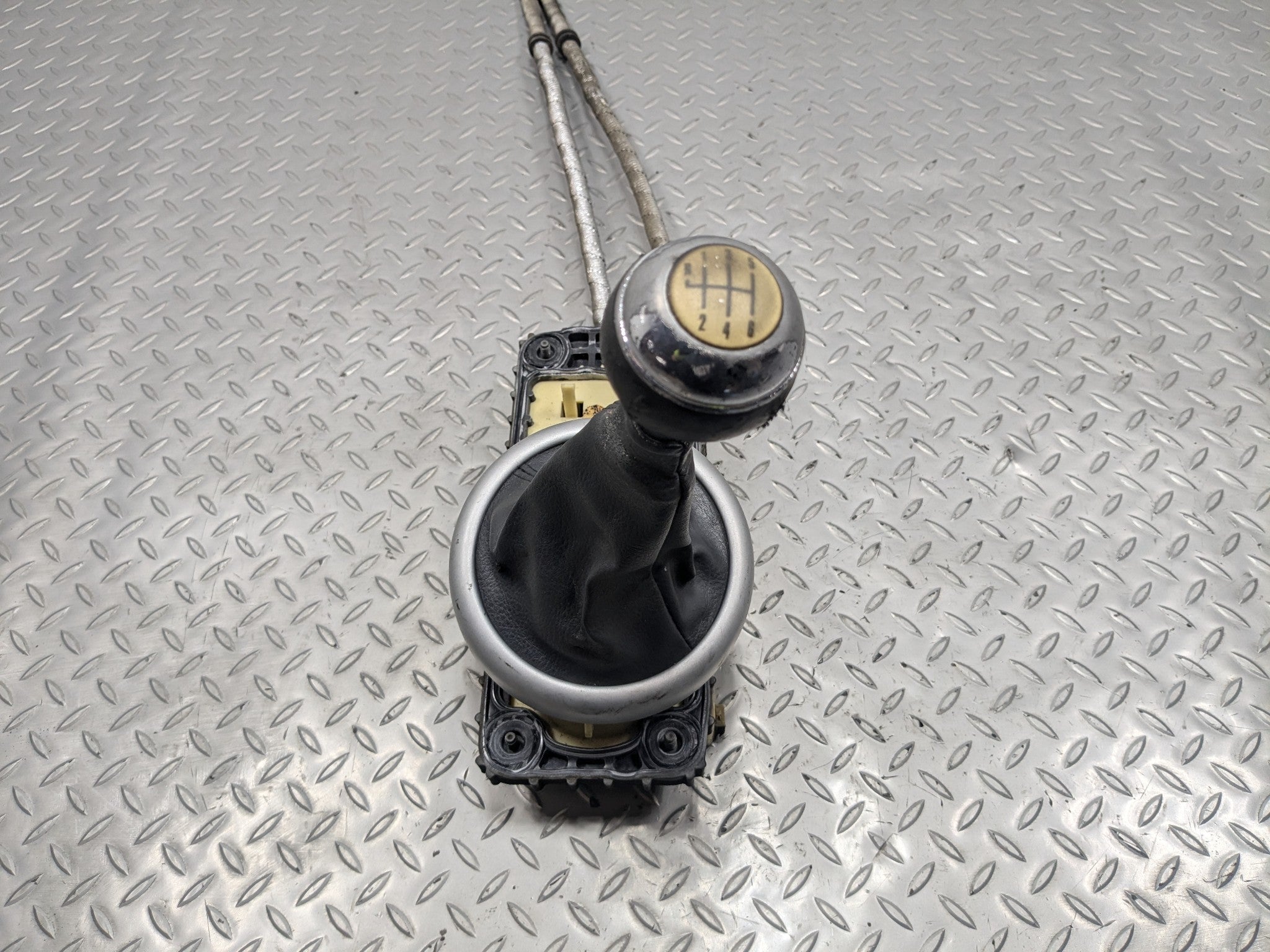 2002 - 2004 OEM MINI COOPER MANUAL TRANSMISSION GEAR FLOOR SHIFTER LEVER
