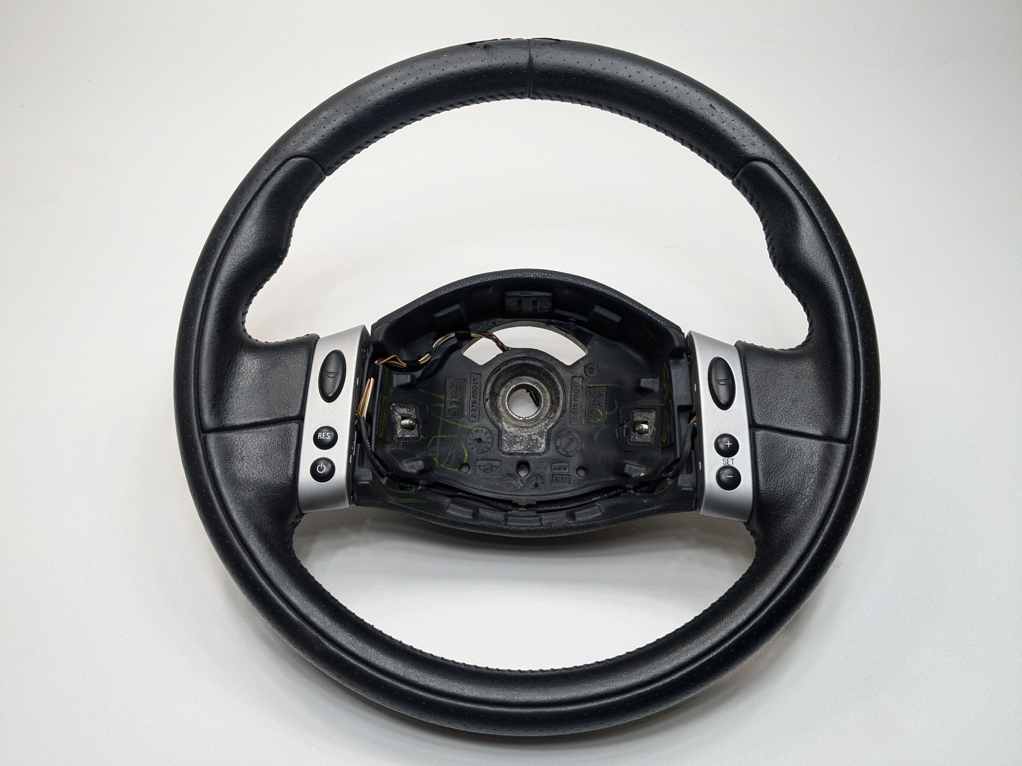 2002 - 2004 OEM MINI COOPER STEERING WHEEL WITH MULTIFUNCTIONAL CONTROL SWITCH