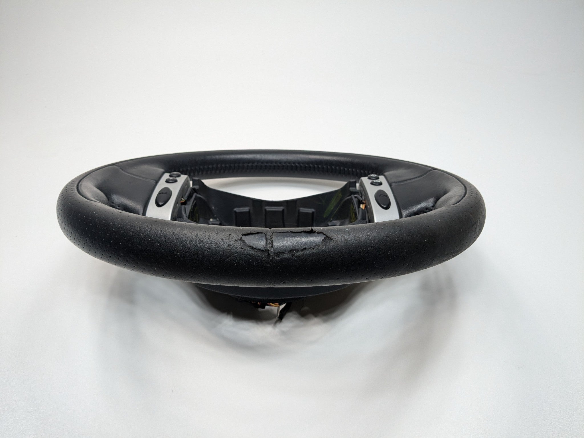 2002 - 2004 OEM MINI COOPER STEERING WHEEL WITH MULTIFUNCTIONAL CONTROL SWITCH