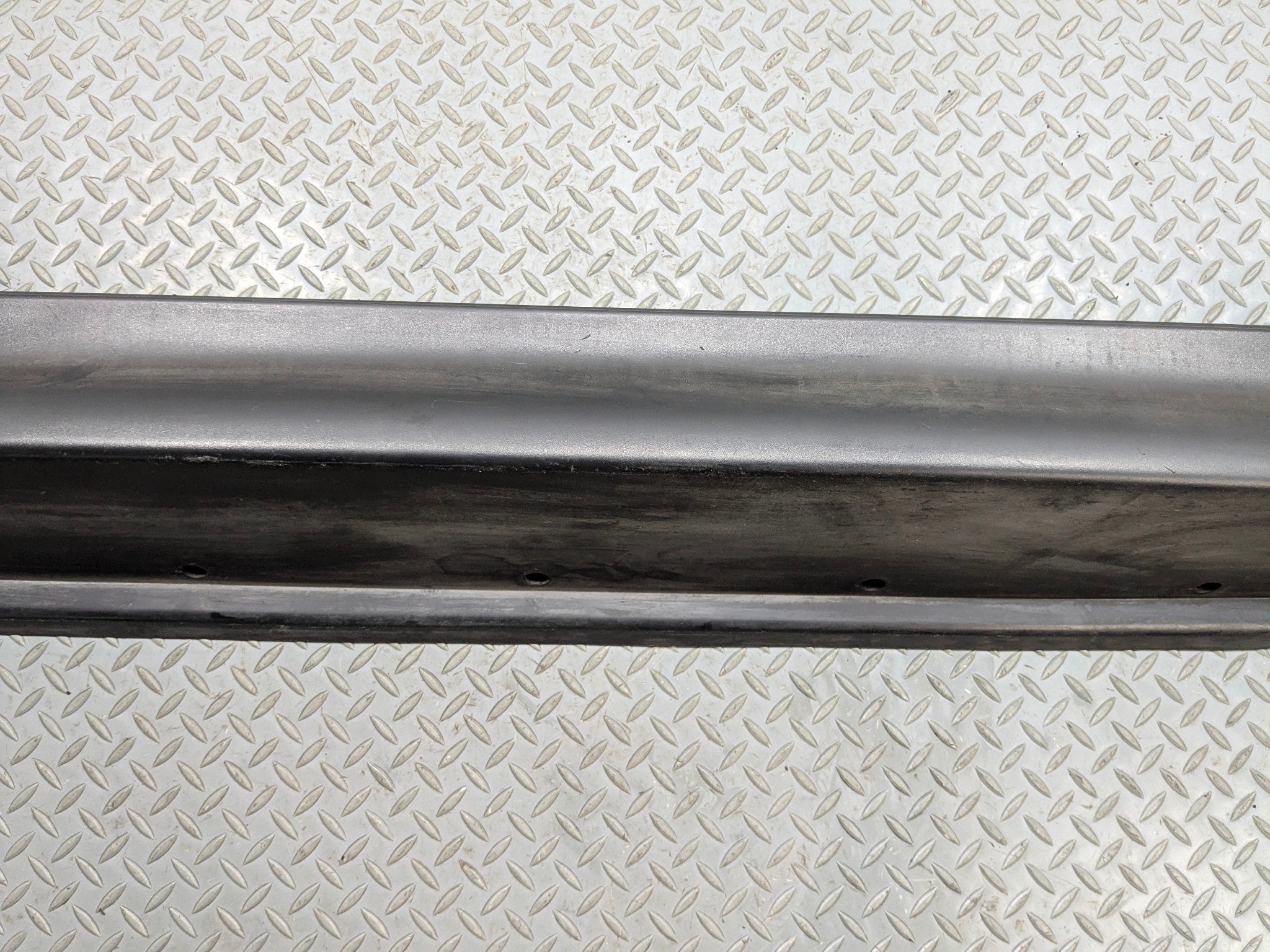 02 - 04 OEM MINI COOPER RIGHT PASSENGER SIDE ROCKER PANEL TRIM SKIRT MOULDING