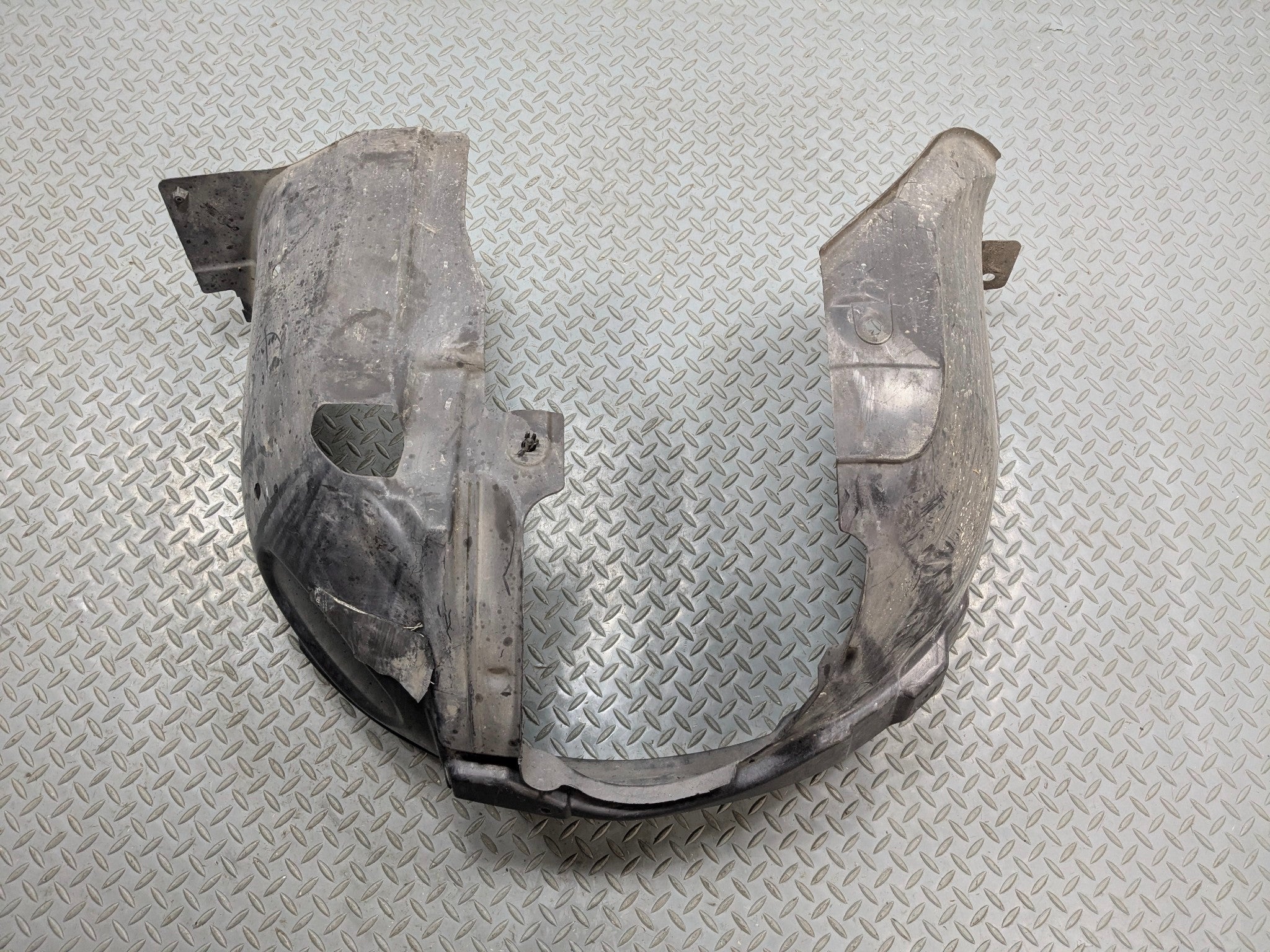 2002 - 2004 OEM MINI COOPER FRONT LEFT SIDE WHEEL FENDER LINER SPLASH GUARD