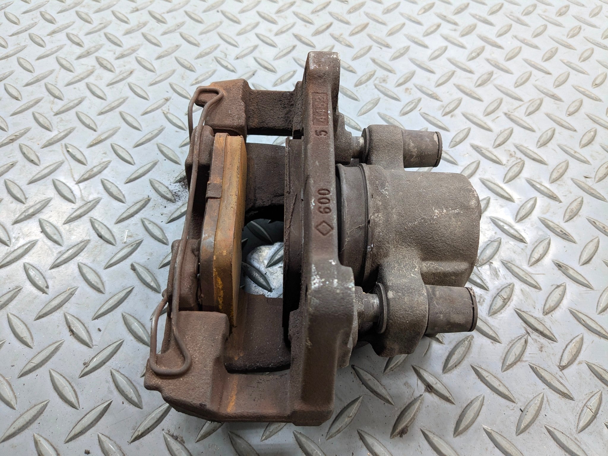 2002 - 2004 OEM MINI COOPER FRONT RIGHT PASSENGER SIDE BRAKE CALIPER