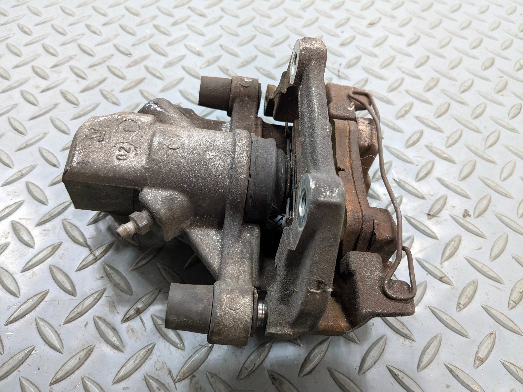 2002 - 2004 OEM MINI COOPER REAR RIGHT PASSENGER SIDE BRAKE CALIPER THRU 3/03