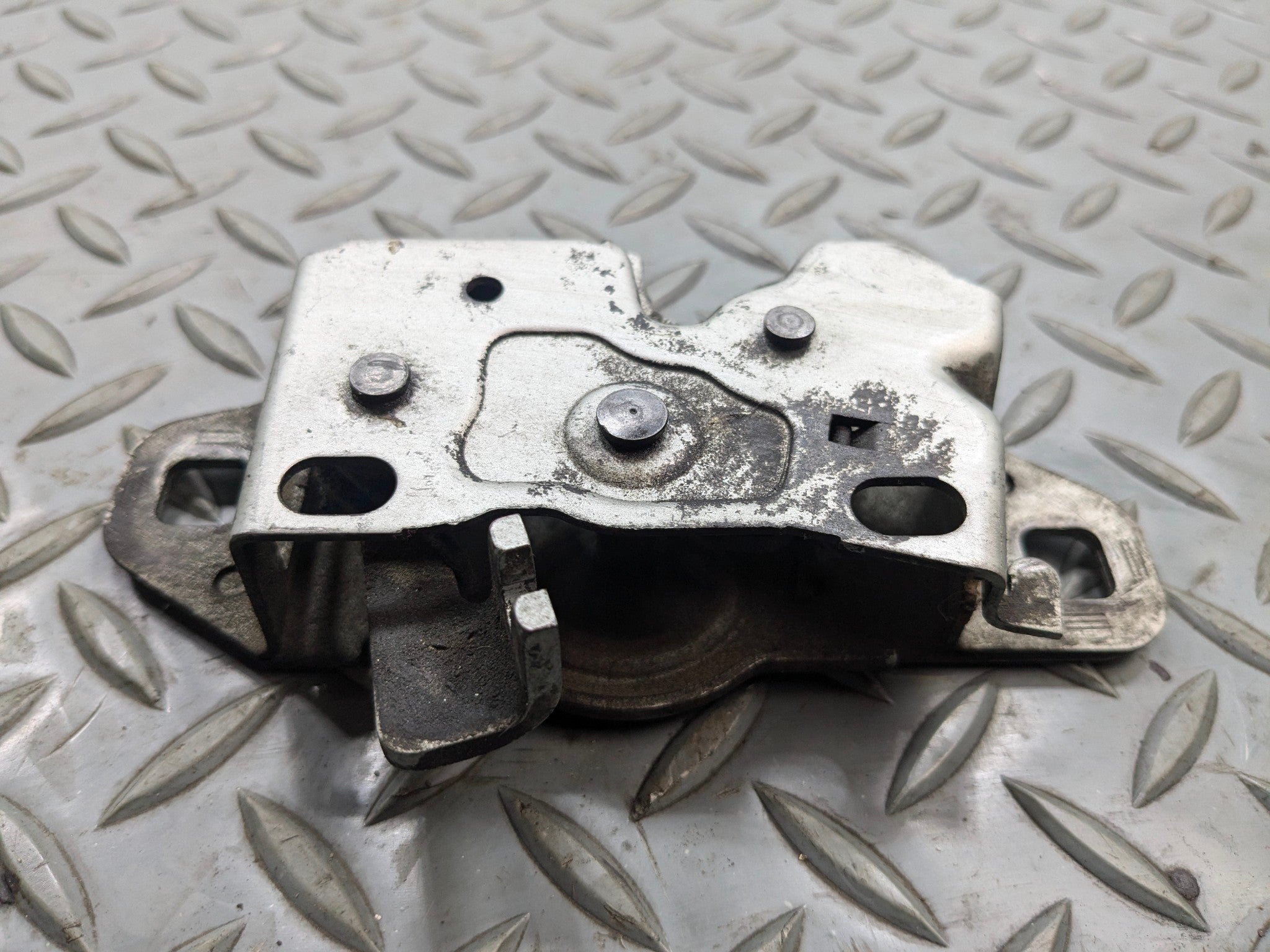 2002 - 2004 OEM MINI COOPER FRONT LEFT AND RIGHT HOOD LOCK LATCH ACTUATOR