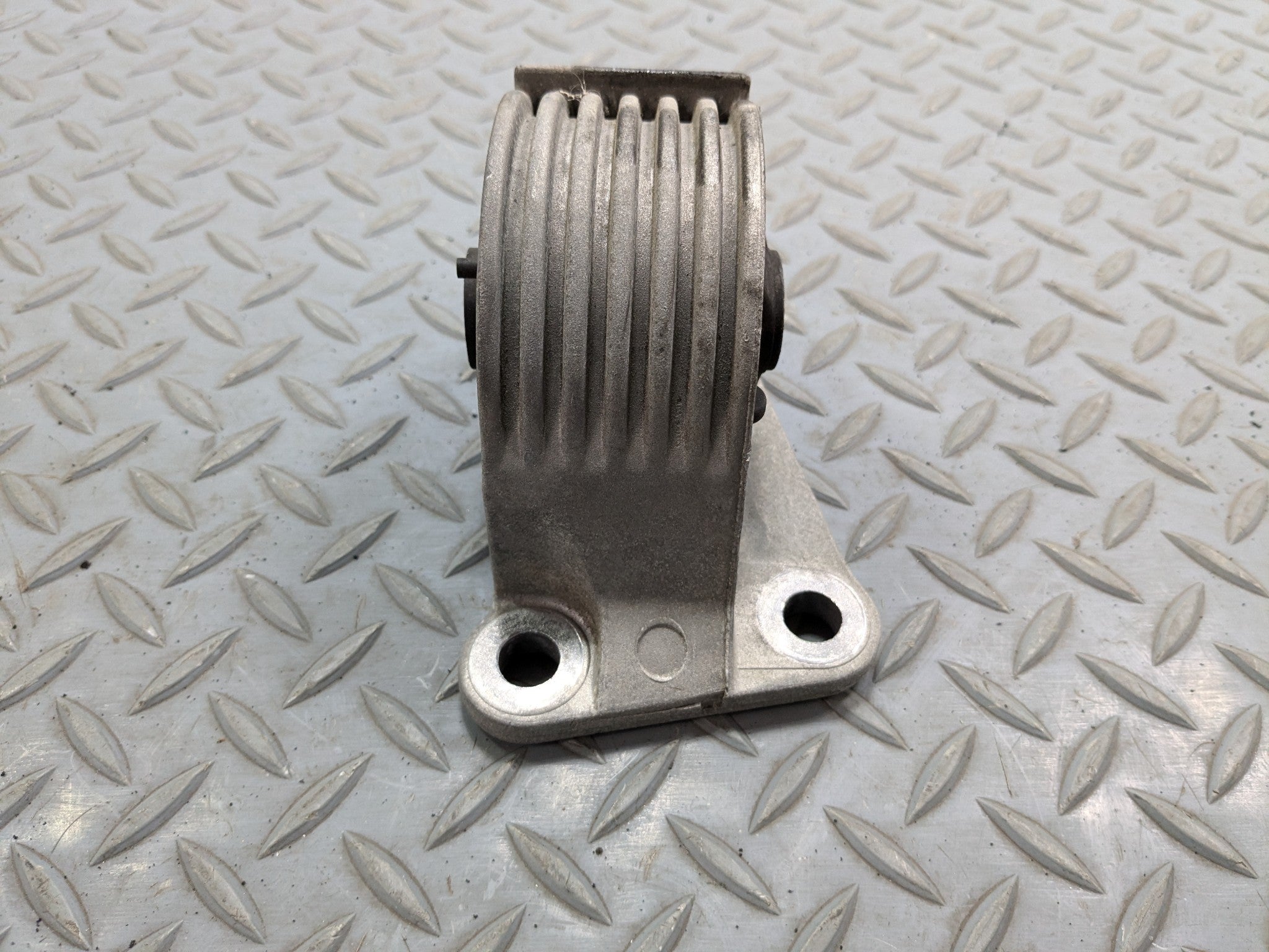 2002 - 2004 OEM MINI COOPER AUTOMATIC TRANSMISSION ENGINE FRAME MOUNT
