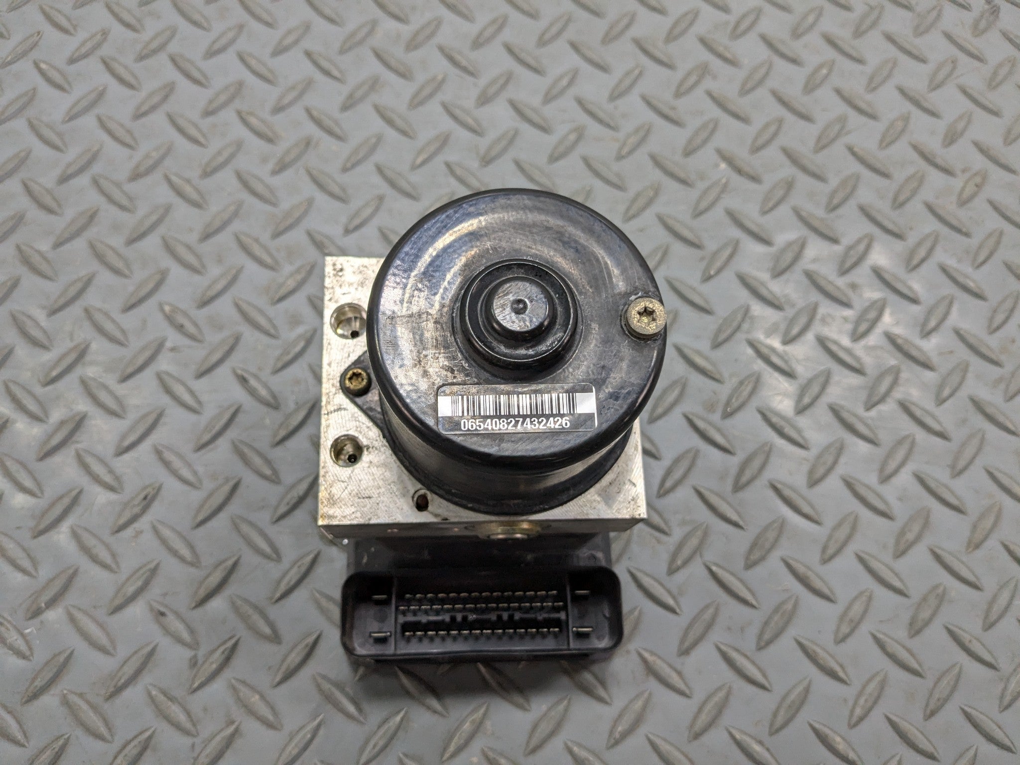 2002 - 2004 OEM MINI COOPER ANTI LOCK BRAKE PUMP ABS CONTROL MODULE UNIT