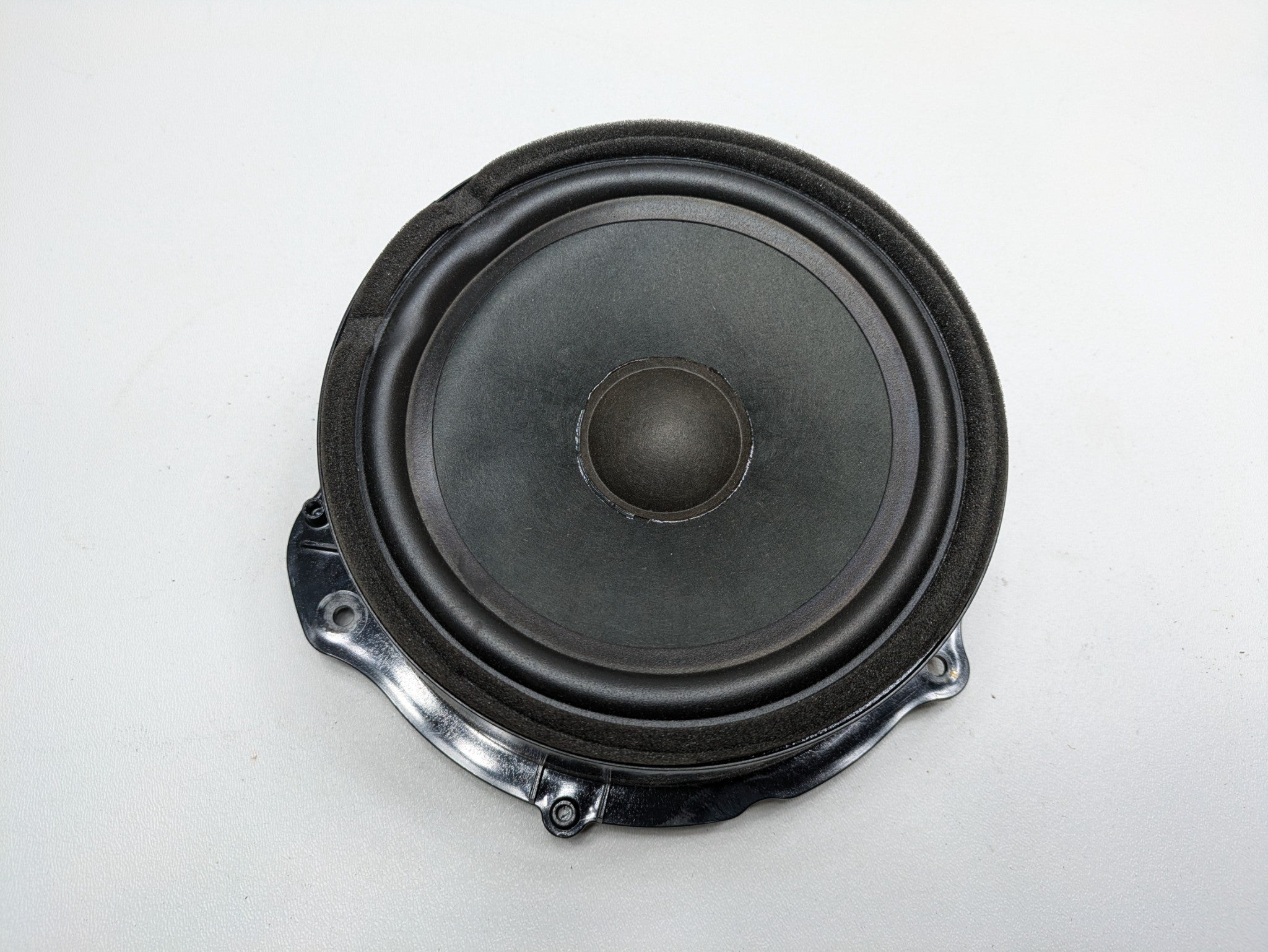 16 - 20 OEM JAGUAR XF FRONT AND REAR SIDE DOOR AUDIO SYSTEM SPEAKERS SET OF 6