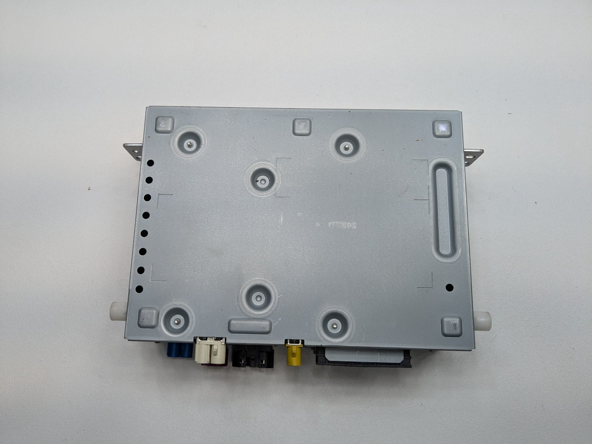 2016 - 2020 OEM JAGUAR XF AM FM NAVIGATION AUDIO STEREO RADIO RECEIVER UNIT