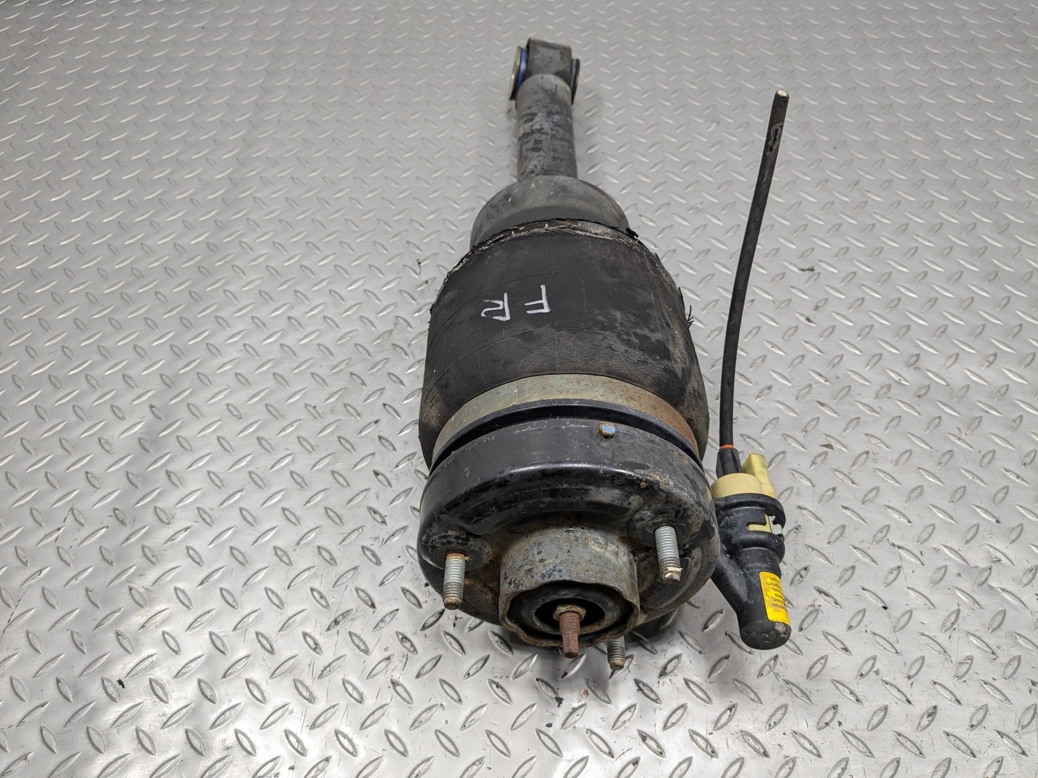 03 - 06 OEM LINCOLN NAVIGATOR FRONT RIGHT SIDE LEVELING AIR SHOCK STRUT ASSEMBLY