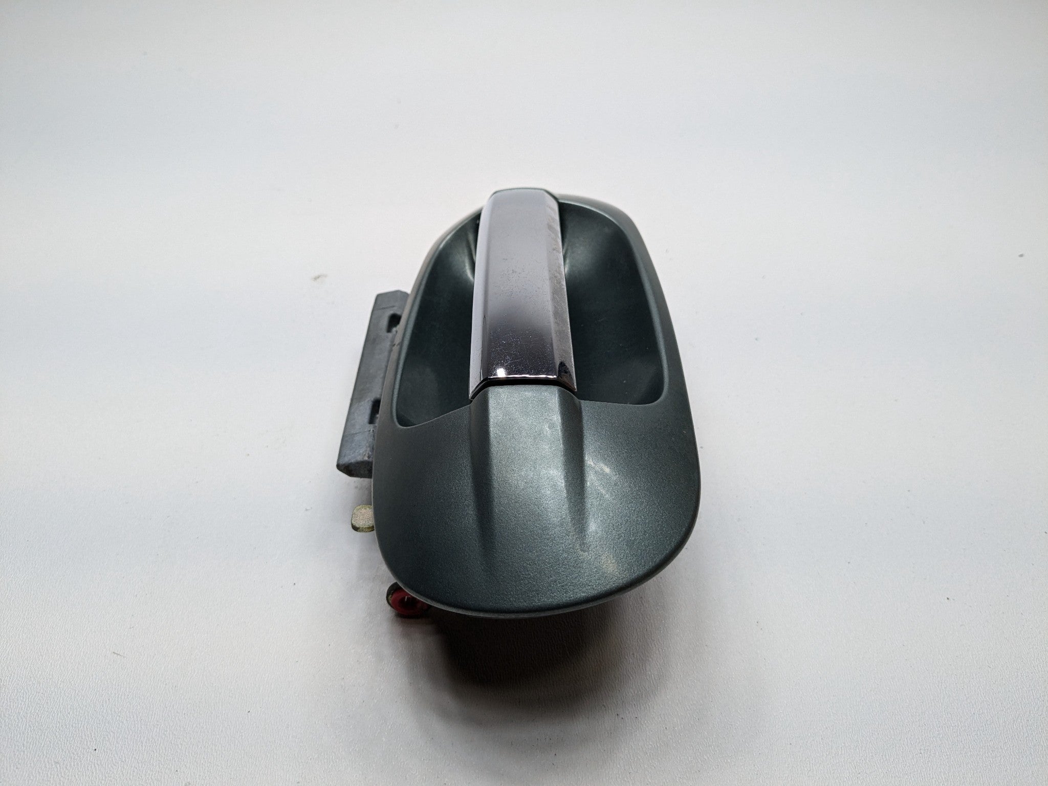 03 - 06 OEM LINCOLN NAVIGATOR FRONT RIGHT PASSENGER SIDE EXTERIOR DOOR HANDLE