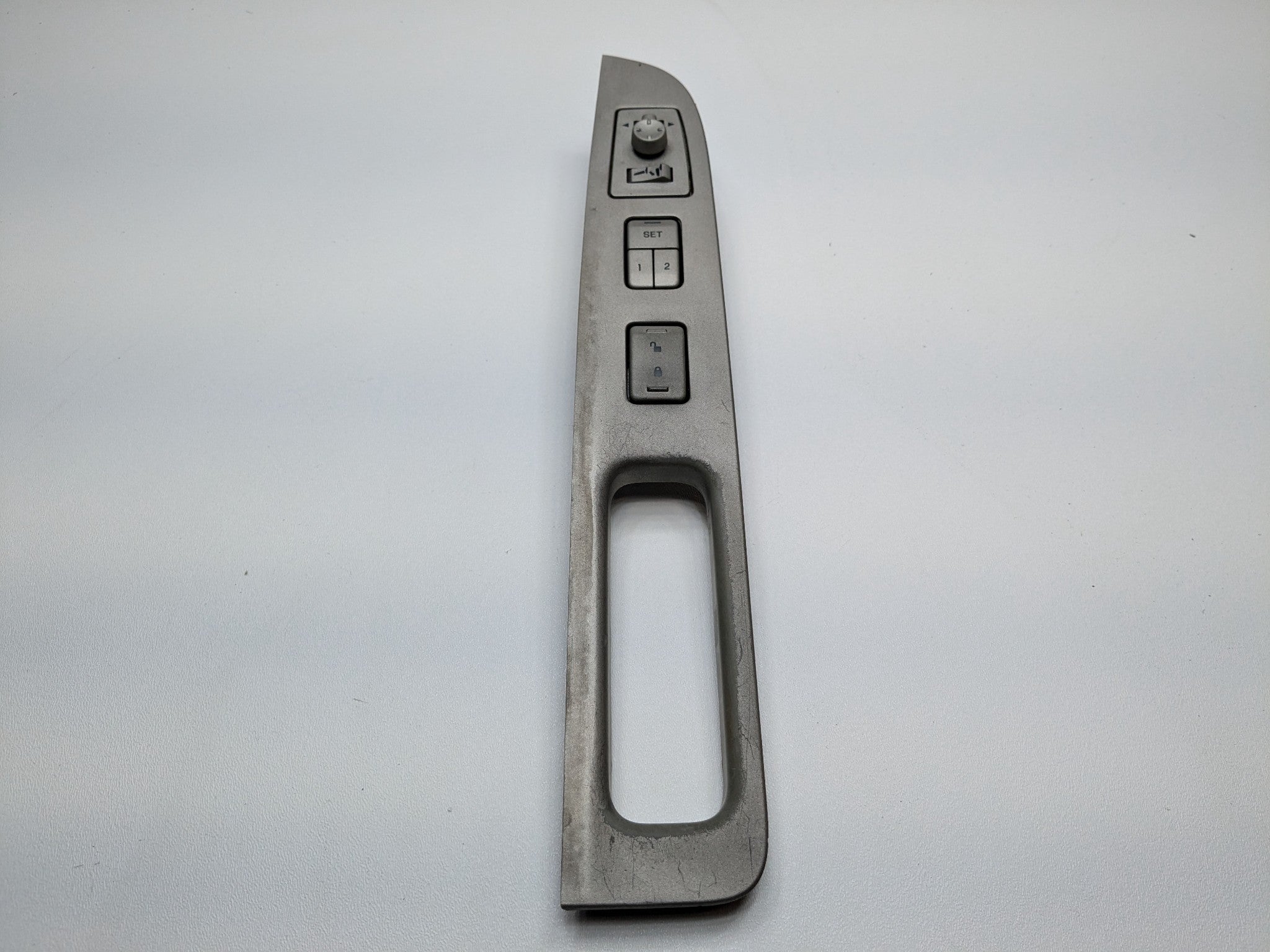 03 - 06 OEM LINCOLN NAVIGATOR FRONT LEFT DRIVER SIDE DOOR WINDOW CONTROL SWITCH