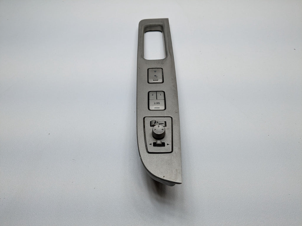03 - 06 OEM LINCOLN NAVIGATOR FRONT LEFT DRIVER SIDE DOOR WINDOW CONTROL SWITCH