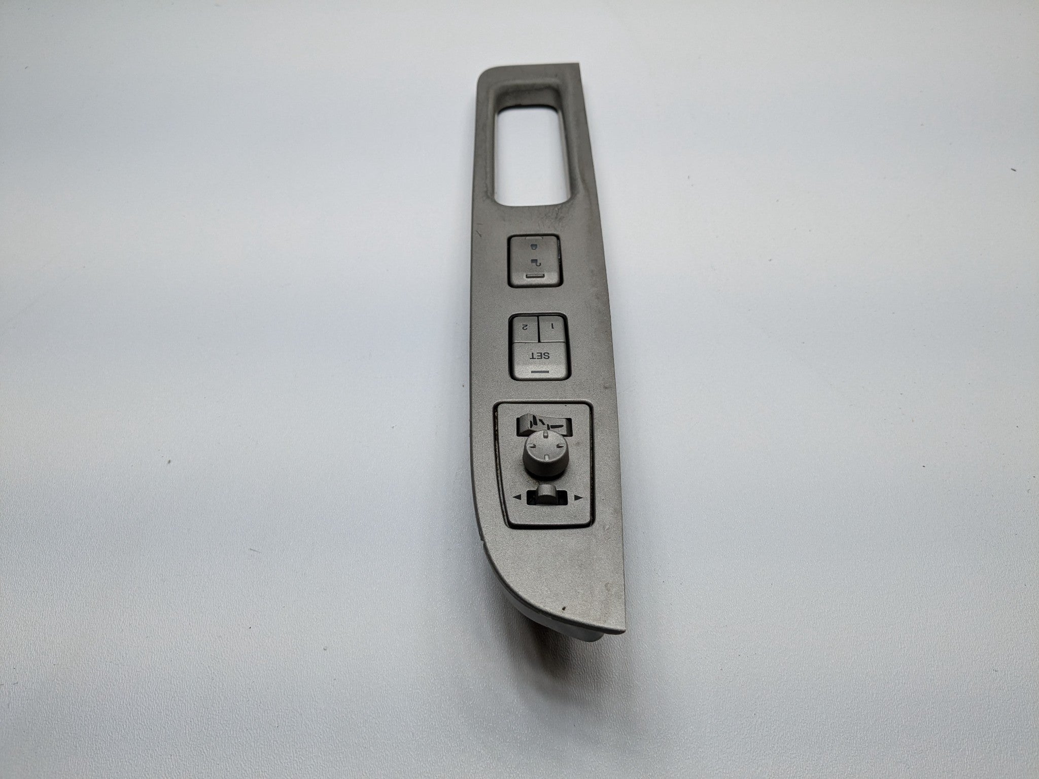03 - 06 OEM LINCOLN NAVIGATOR FRONT LEFT DRIVER SIDE DOOR WINDOW CONTROL SWITCH